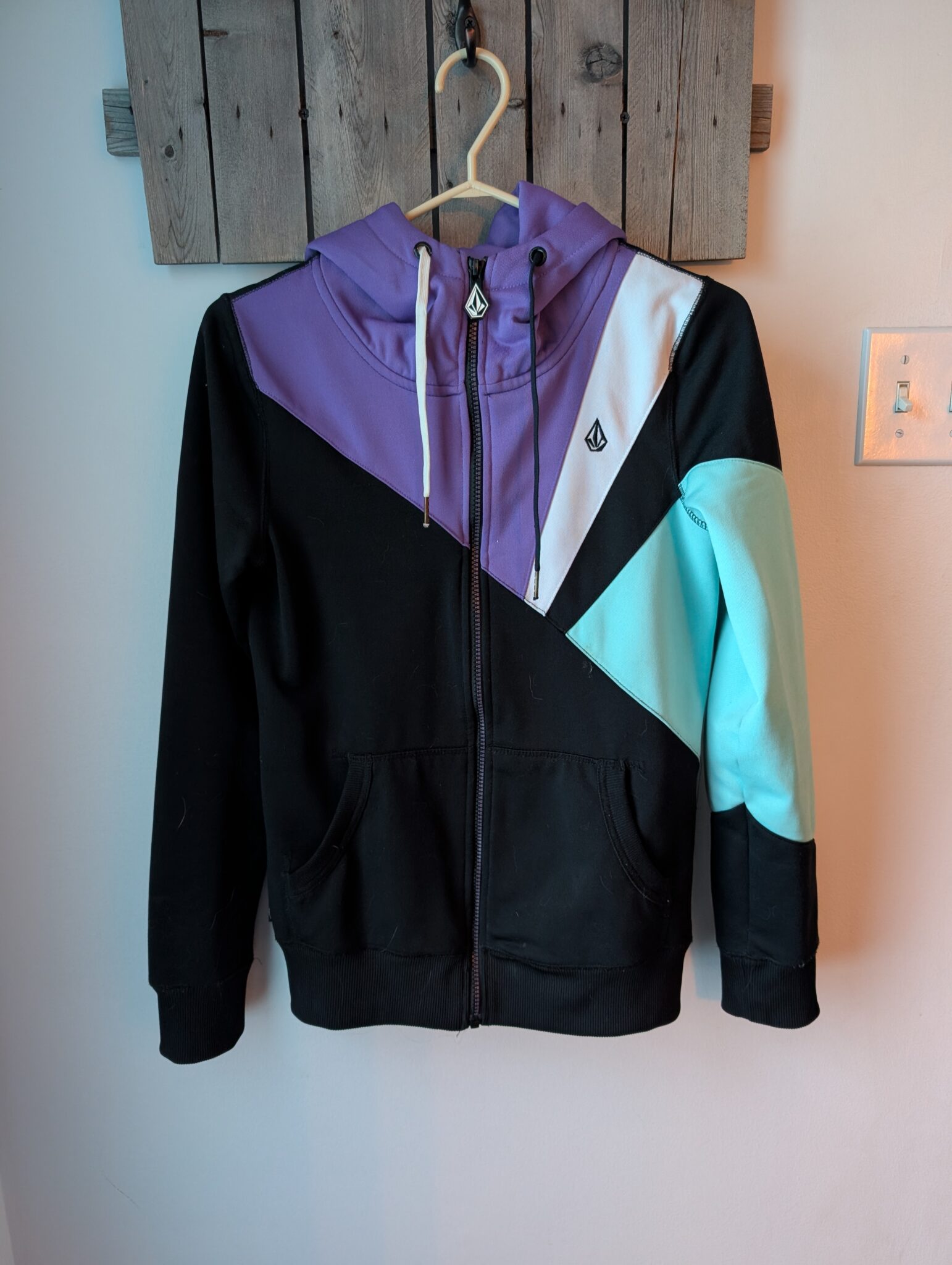 Featured image for Volcom jacket
