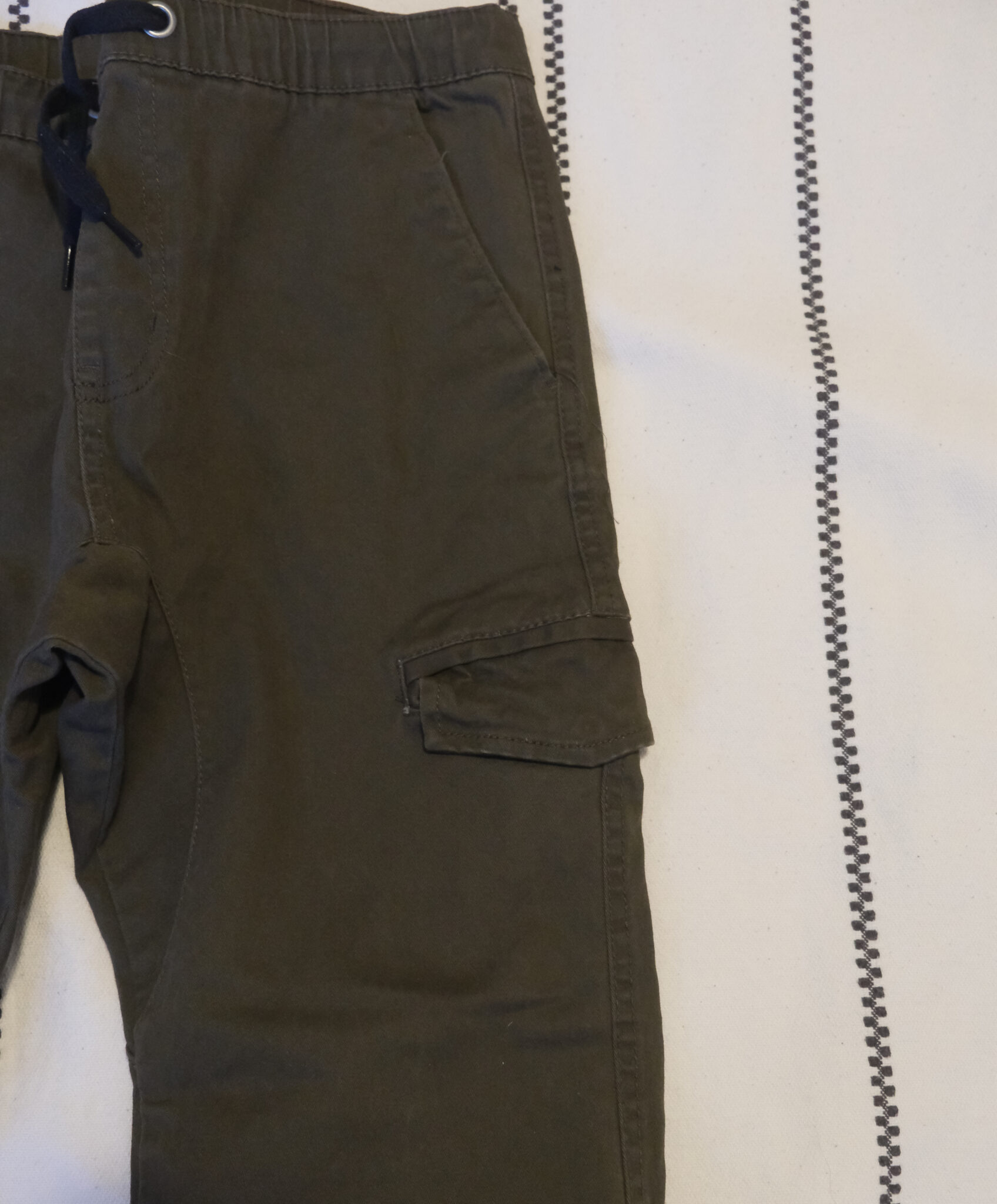 Image for Jogger cargo kaki, 13/14 ans