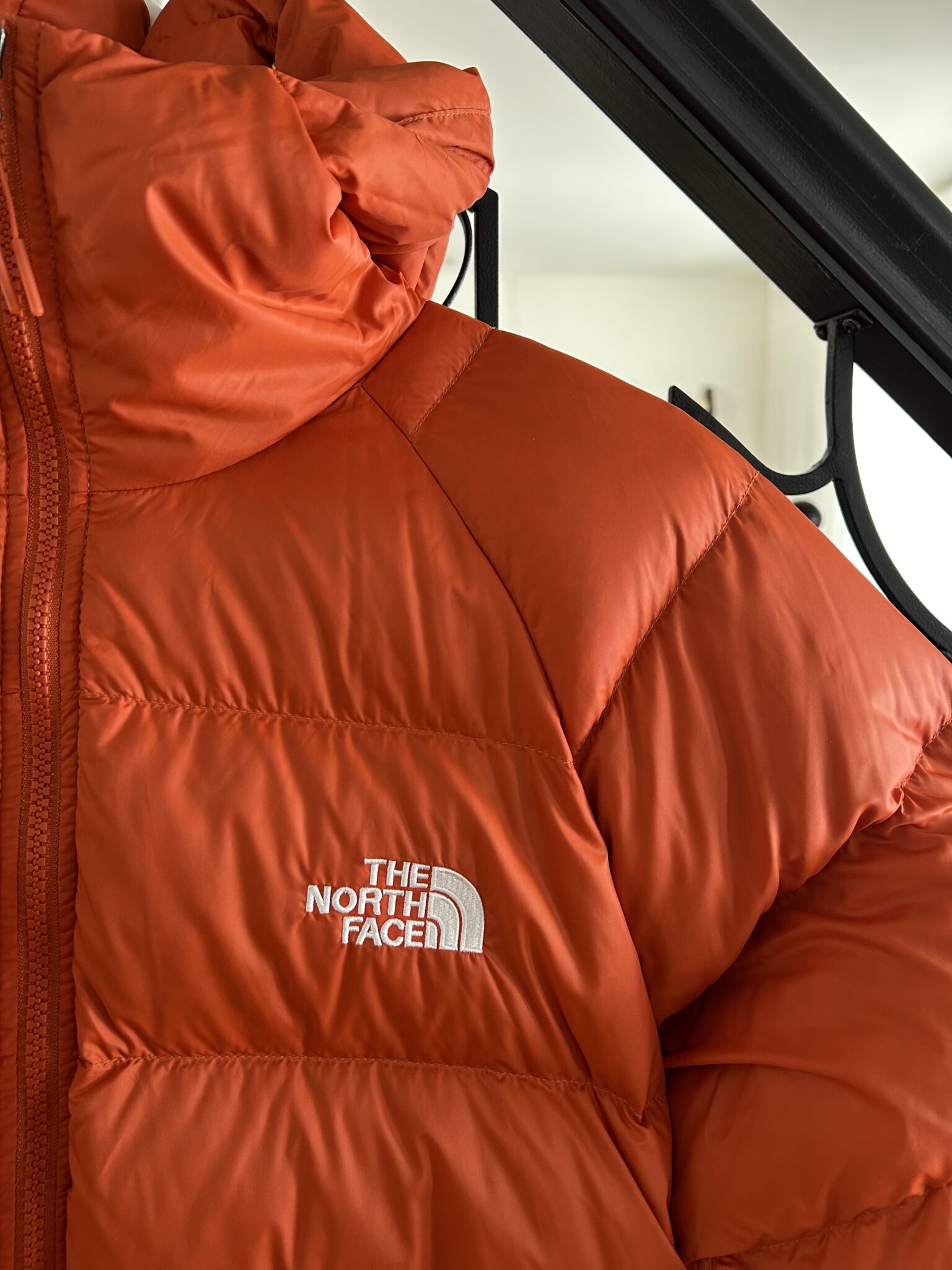 Featured image for Manteau North Face Orange Brûlé