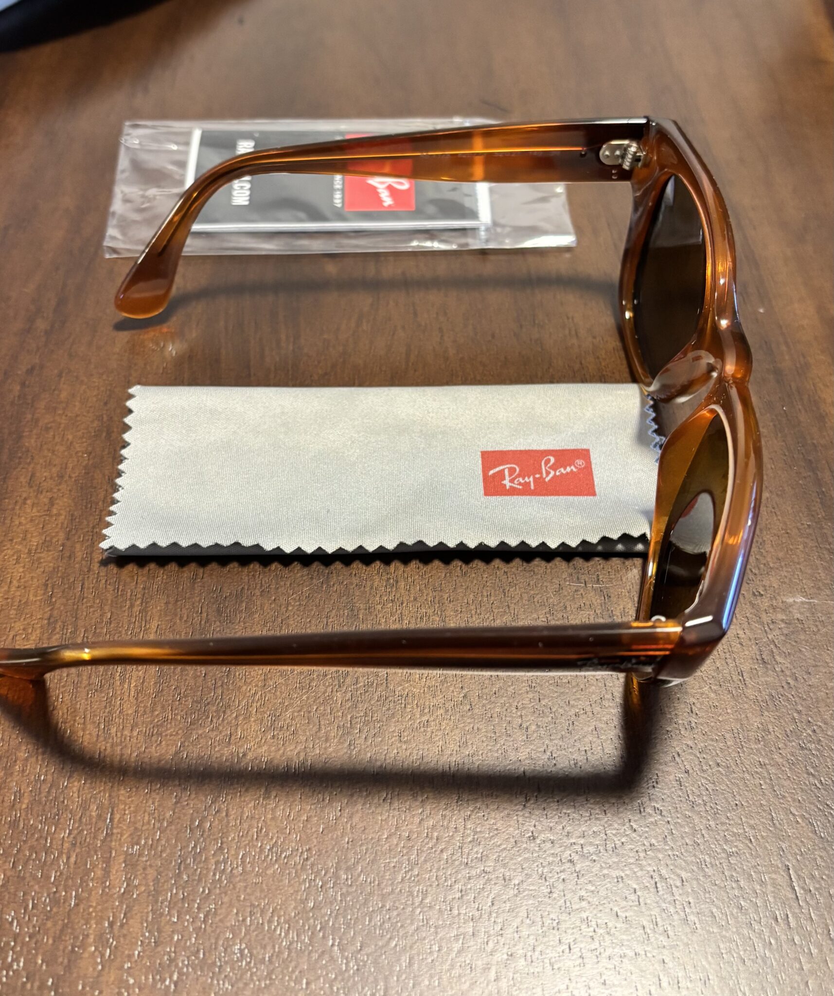 Image for Lunettes de soleil Ray-Ban 4178
