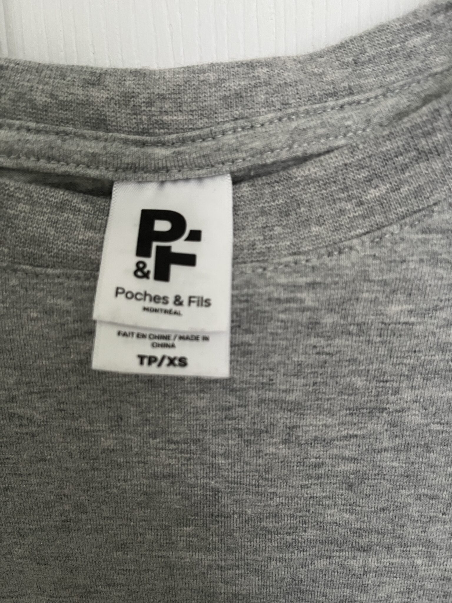 Image for Long sleeve T-shirt Pockets & Threads