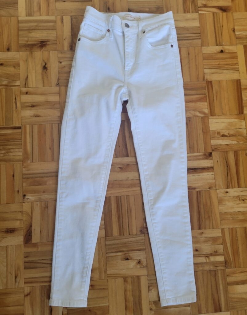Featured image for Pantalons blancs Levis Grandeur 24