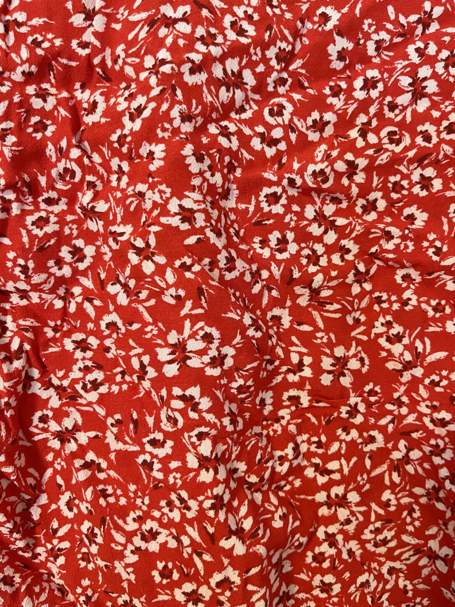 Image for Blouse rouge fleurie Dynamite