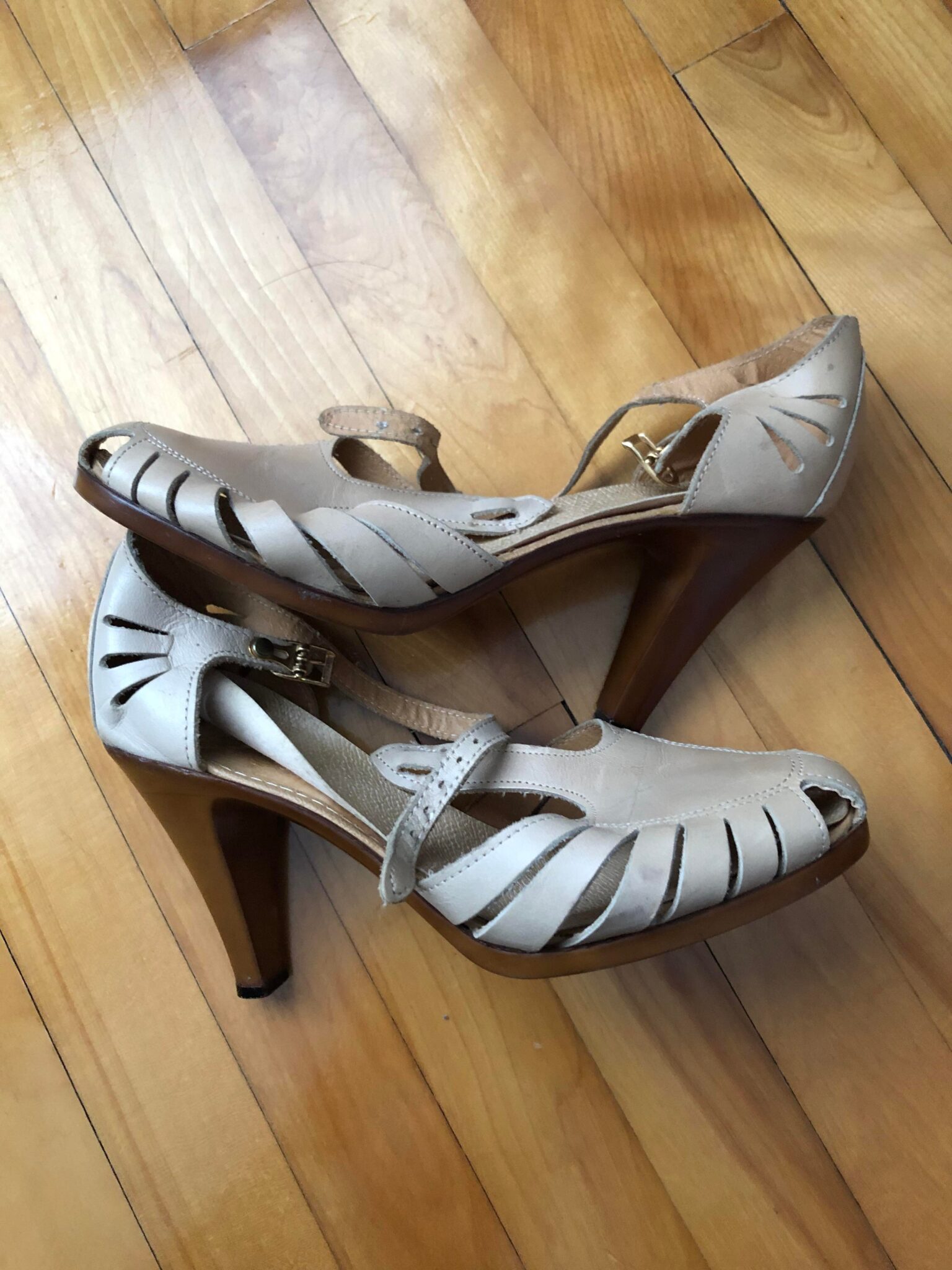 Featured image for chaussures vintage