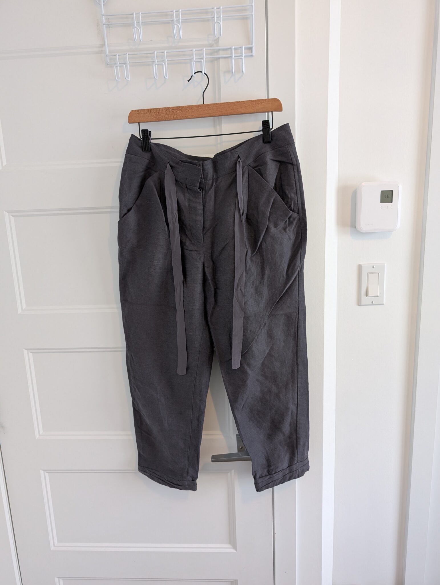 Image for Aritzia/Pantalons Allant Sz 6