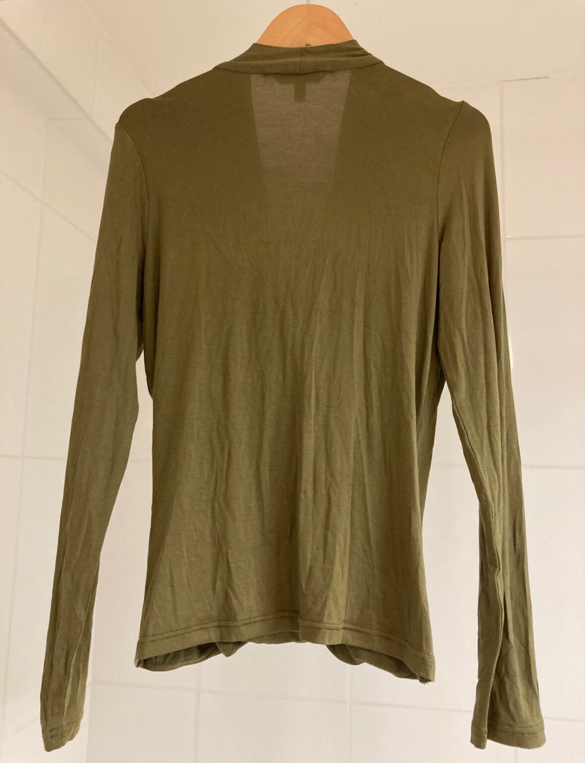 Image for Haut Chandail Cache-Coeur Vert Kaki à Manches Longues Banana Republic Green Long Sleeve Crossover Shirt