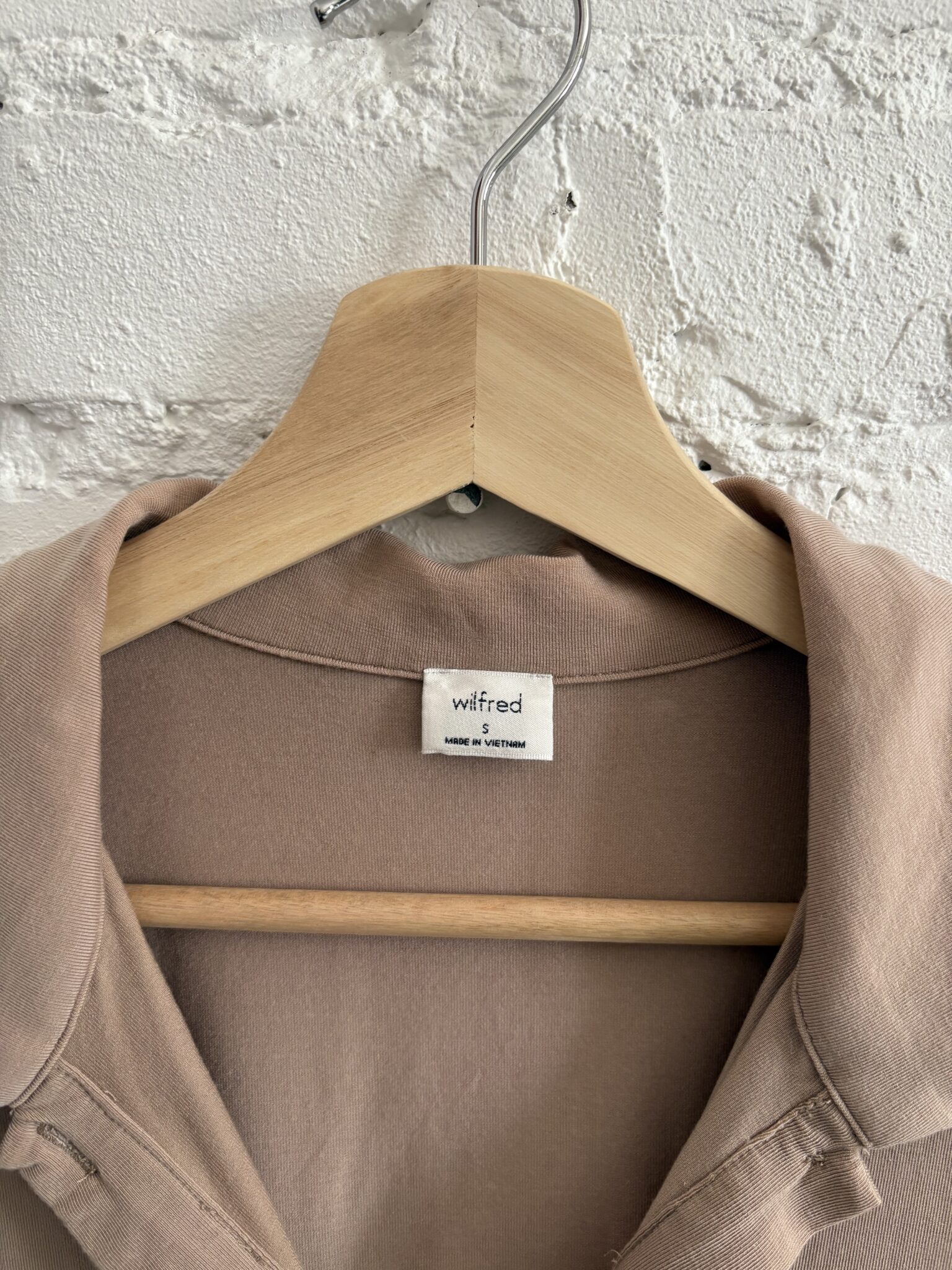 Image for Fitted button-down top