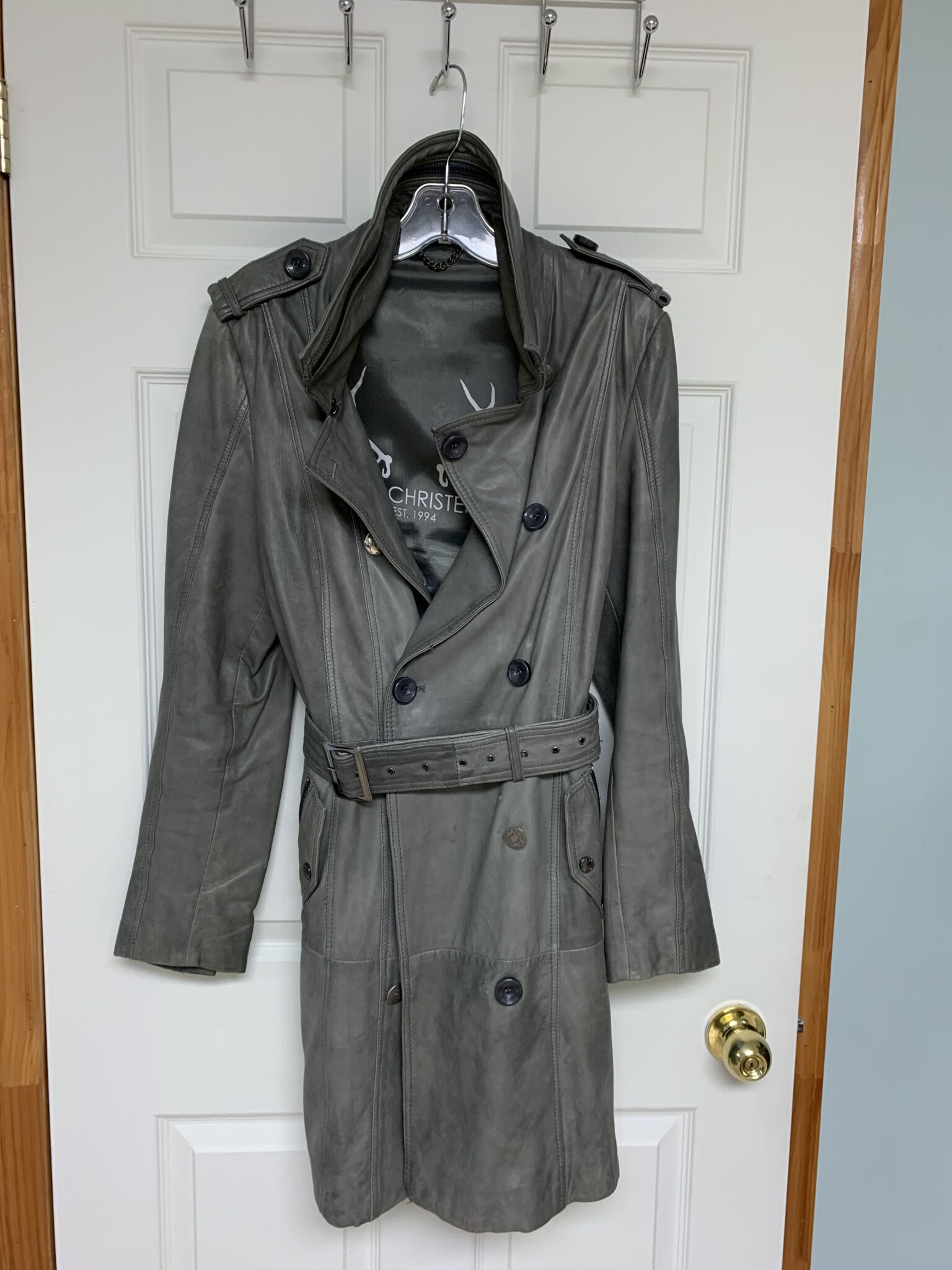 Featured image for Leather coat (Kid)