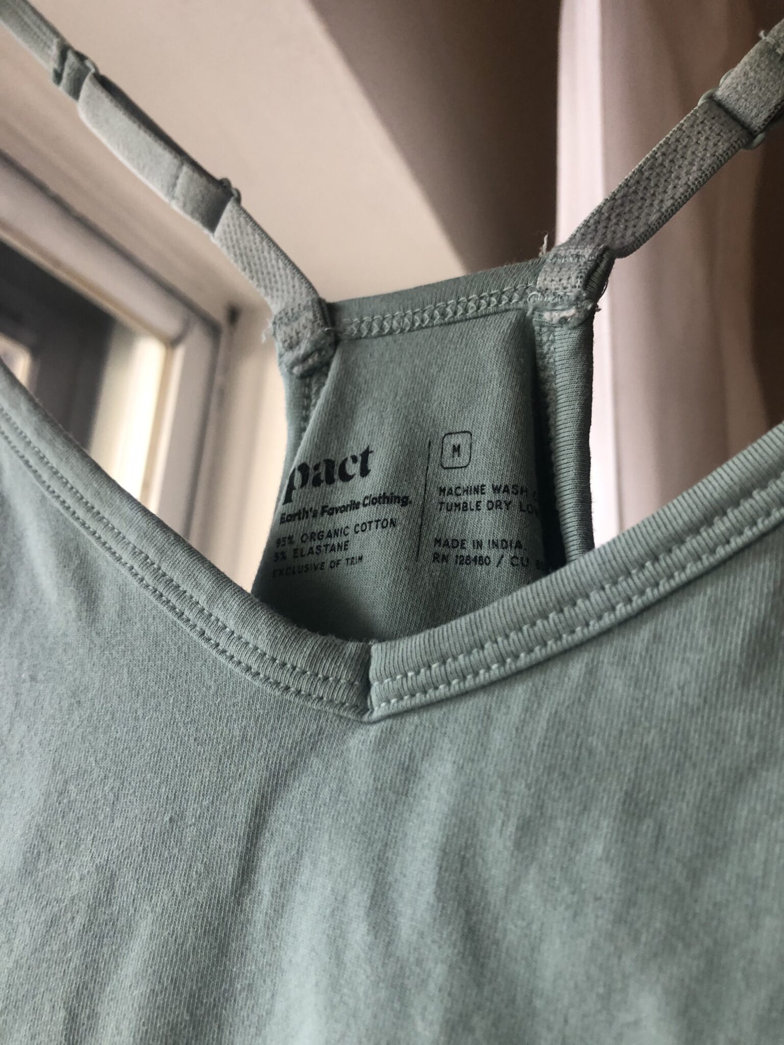 Image for camisole pact coton bio 💯 équitable, petit médium et crop wow vert pâle