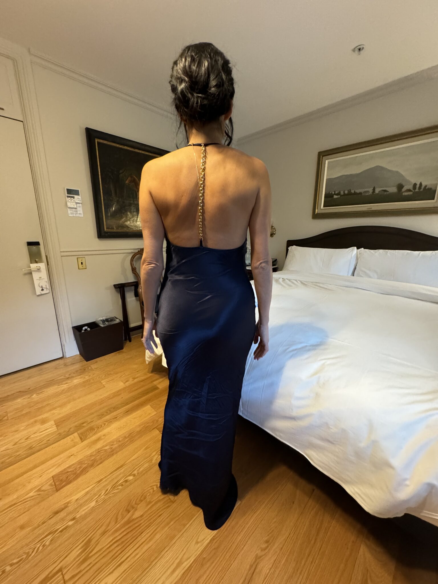 Featured image for Robe de soirée - Hello Molly