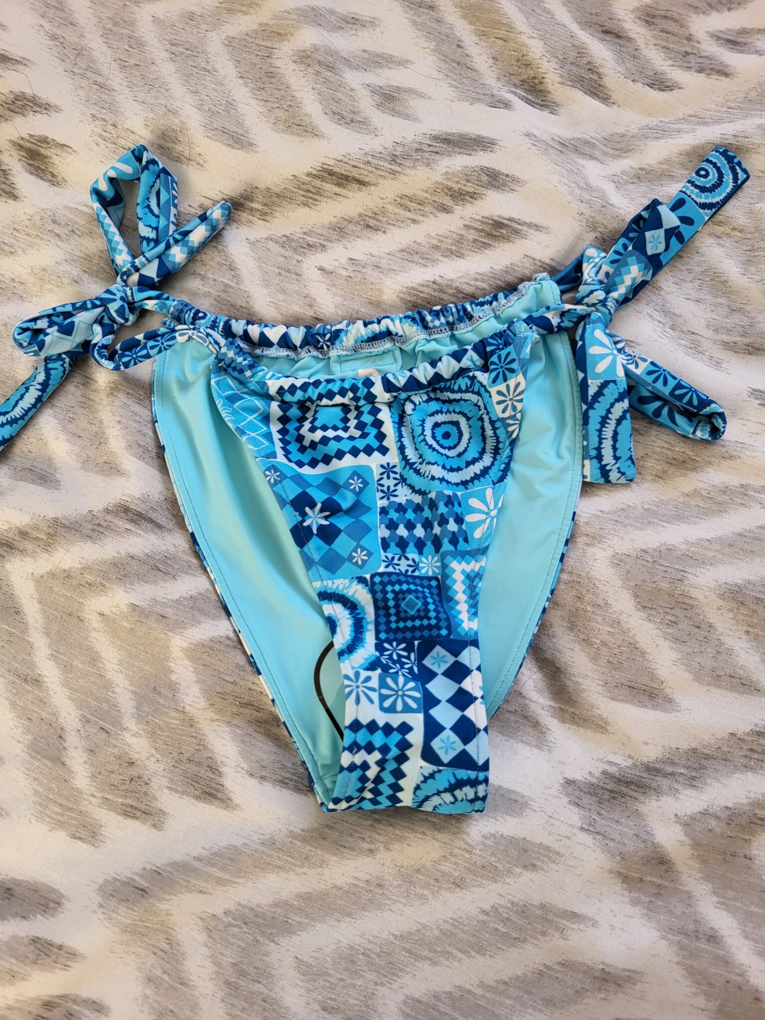 Image for Bas black bough swim