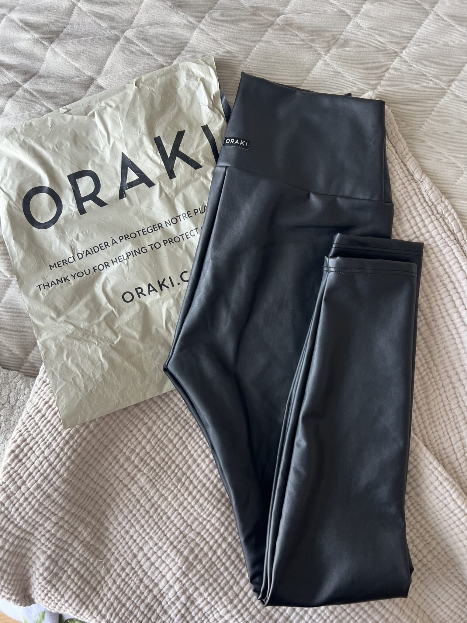 Featured image for Legging Écochic Oraki - Noir