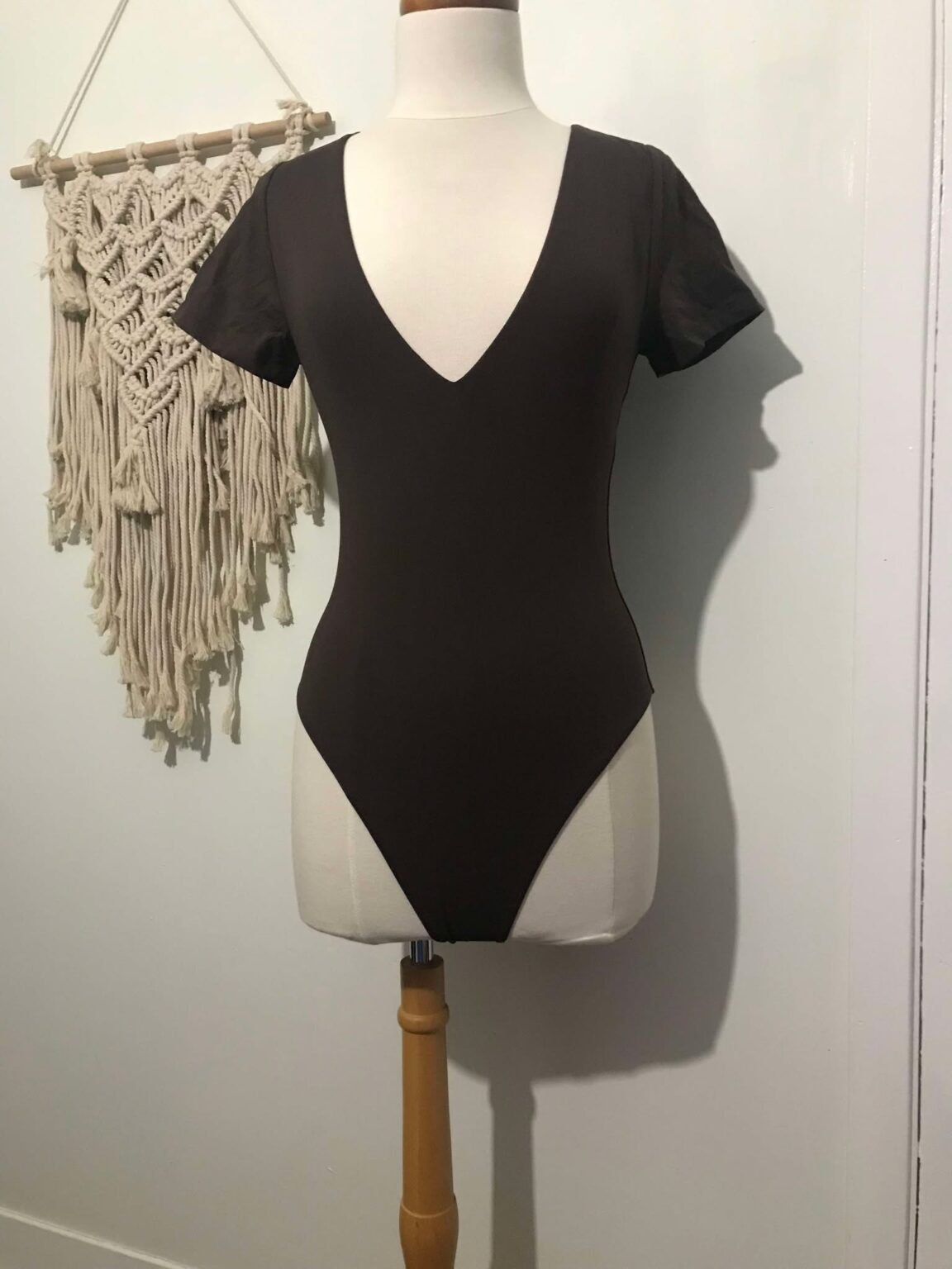 Featured image for Camisole Babaton