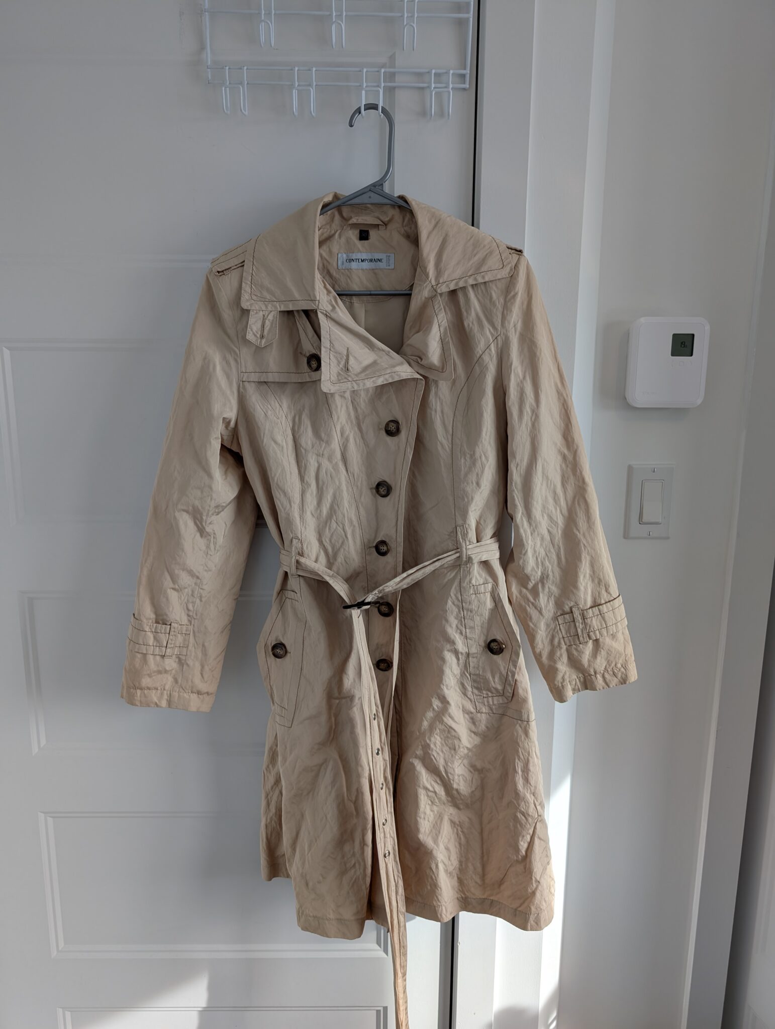 Featured image for Simons/Trench Coat Sz S