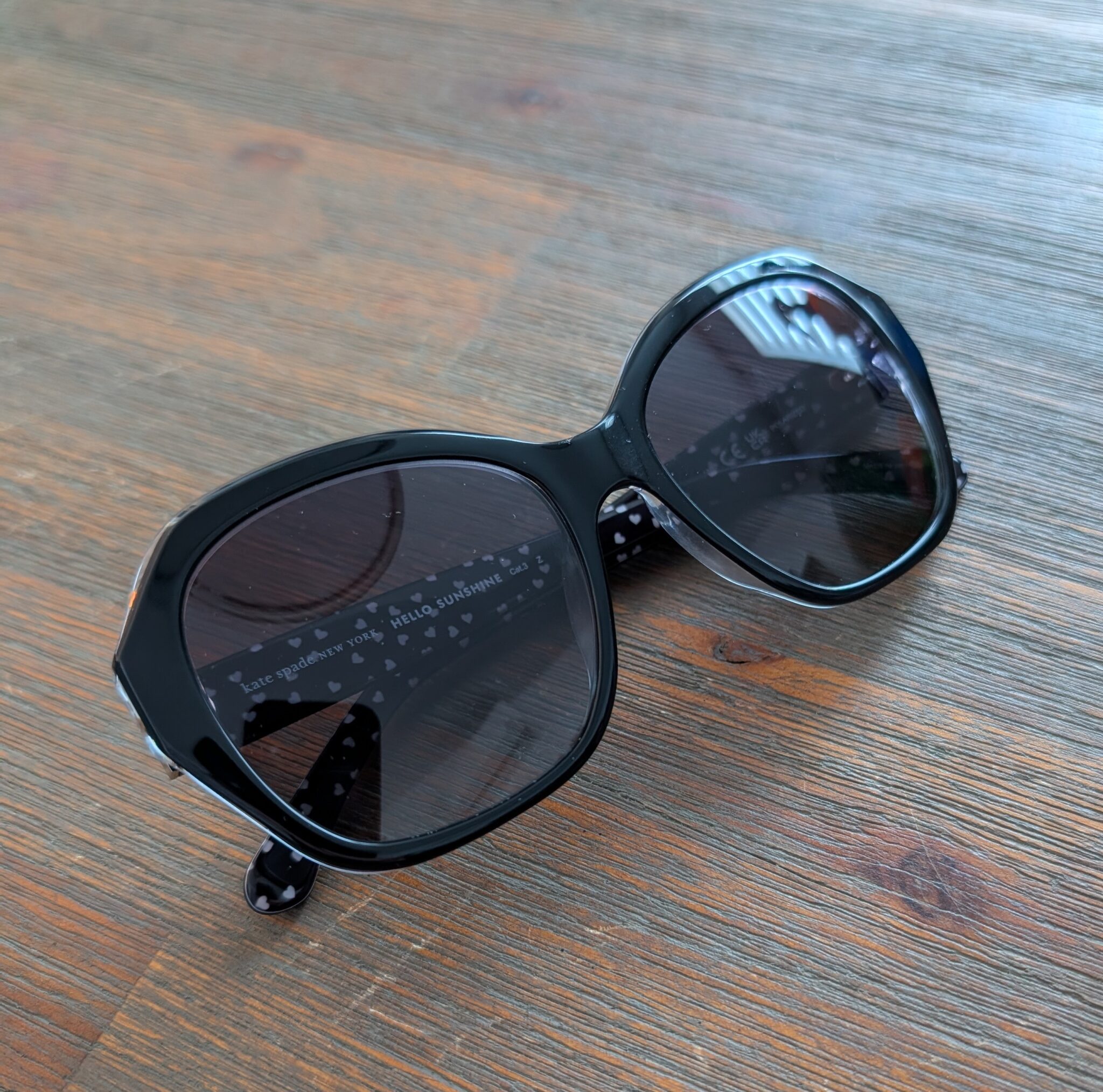 Featured image for Lunette de soleil Kate Spade