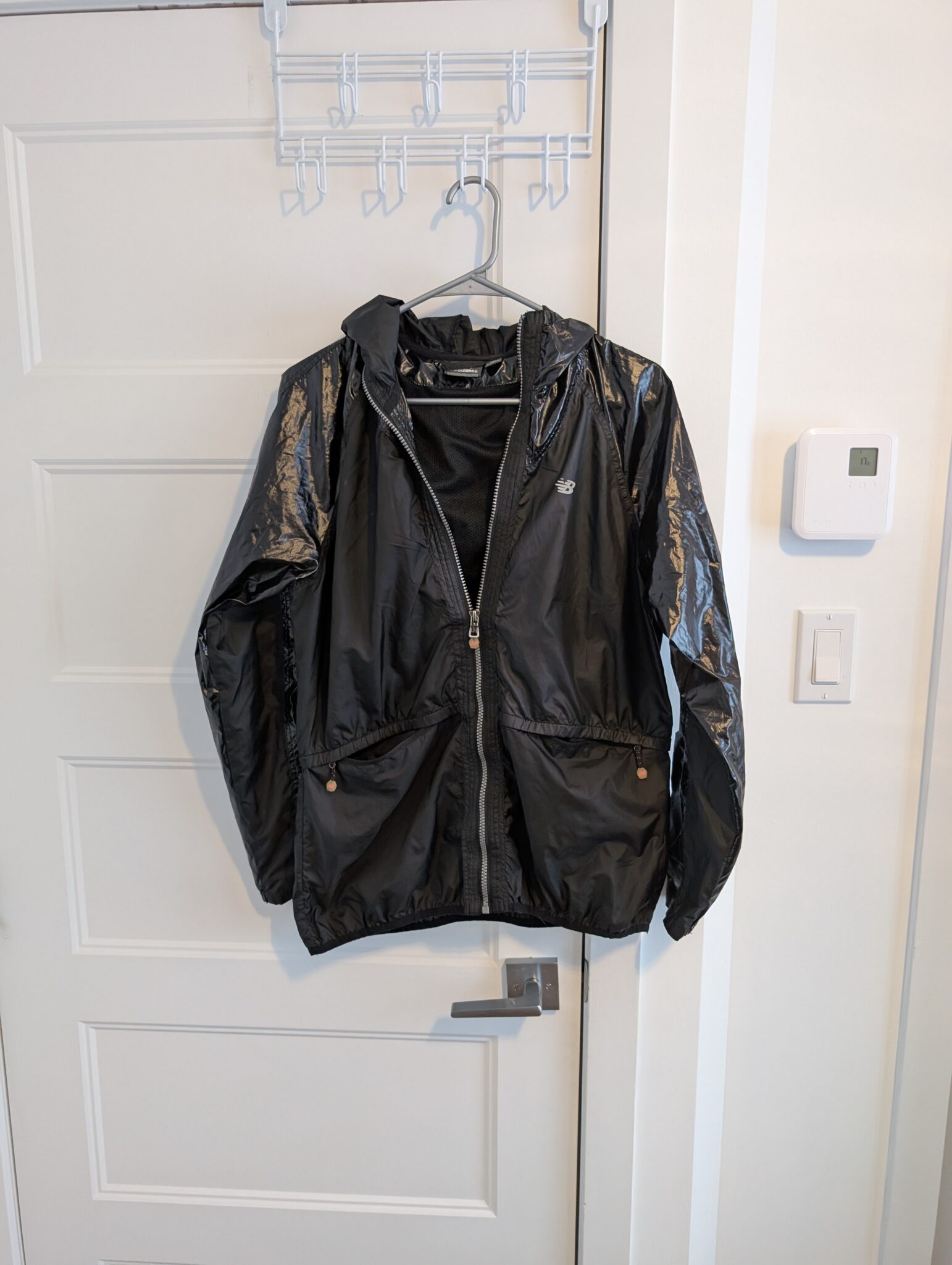 Featured image for New Balance/Waterproof Black Sz L