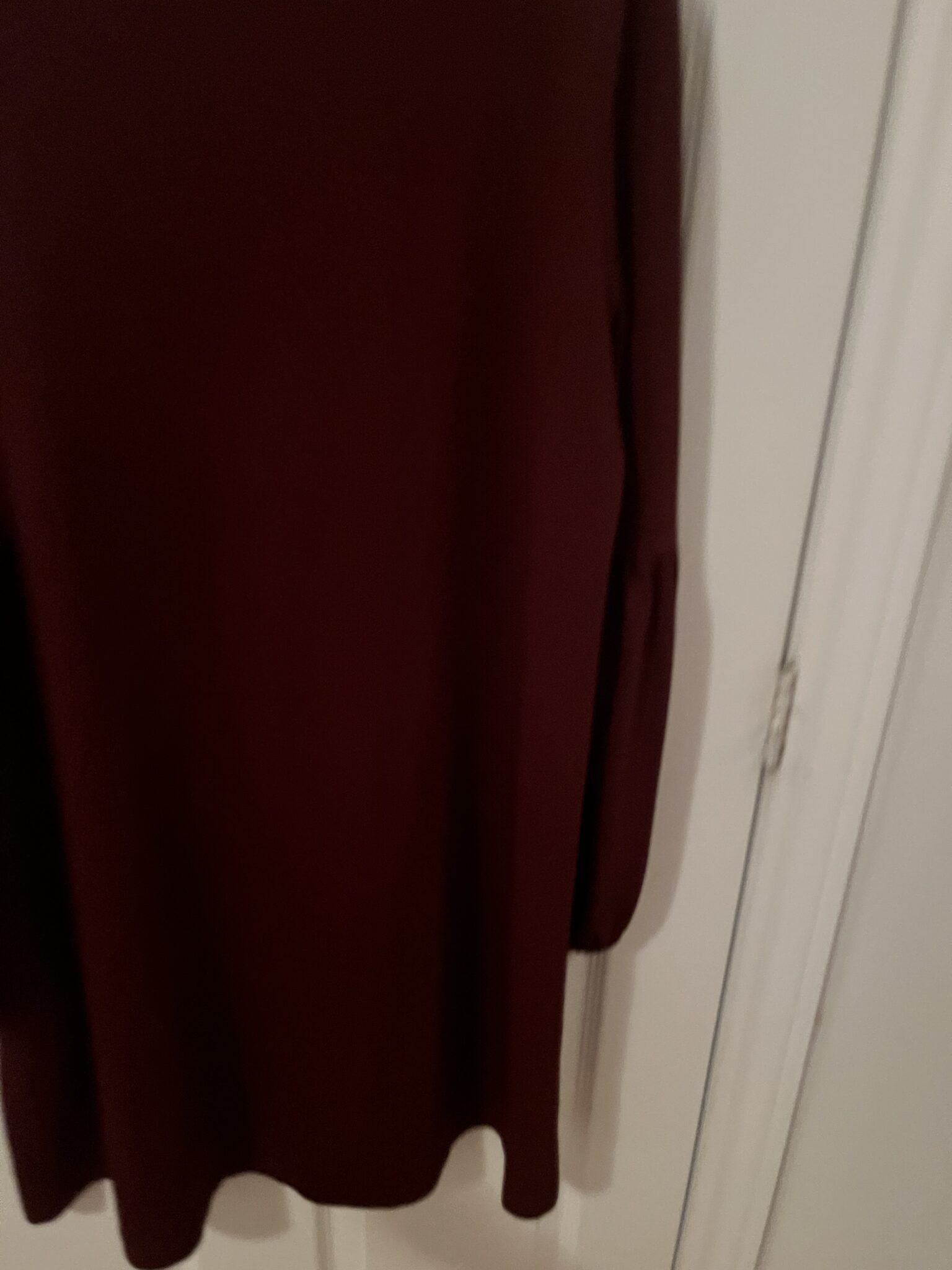 Image for Robe un peu large , courte taille s couleur rouge bordeaux