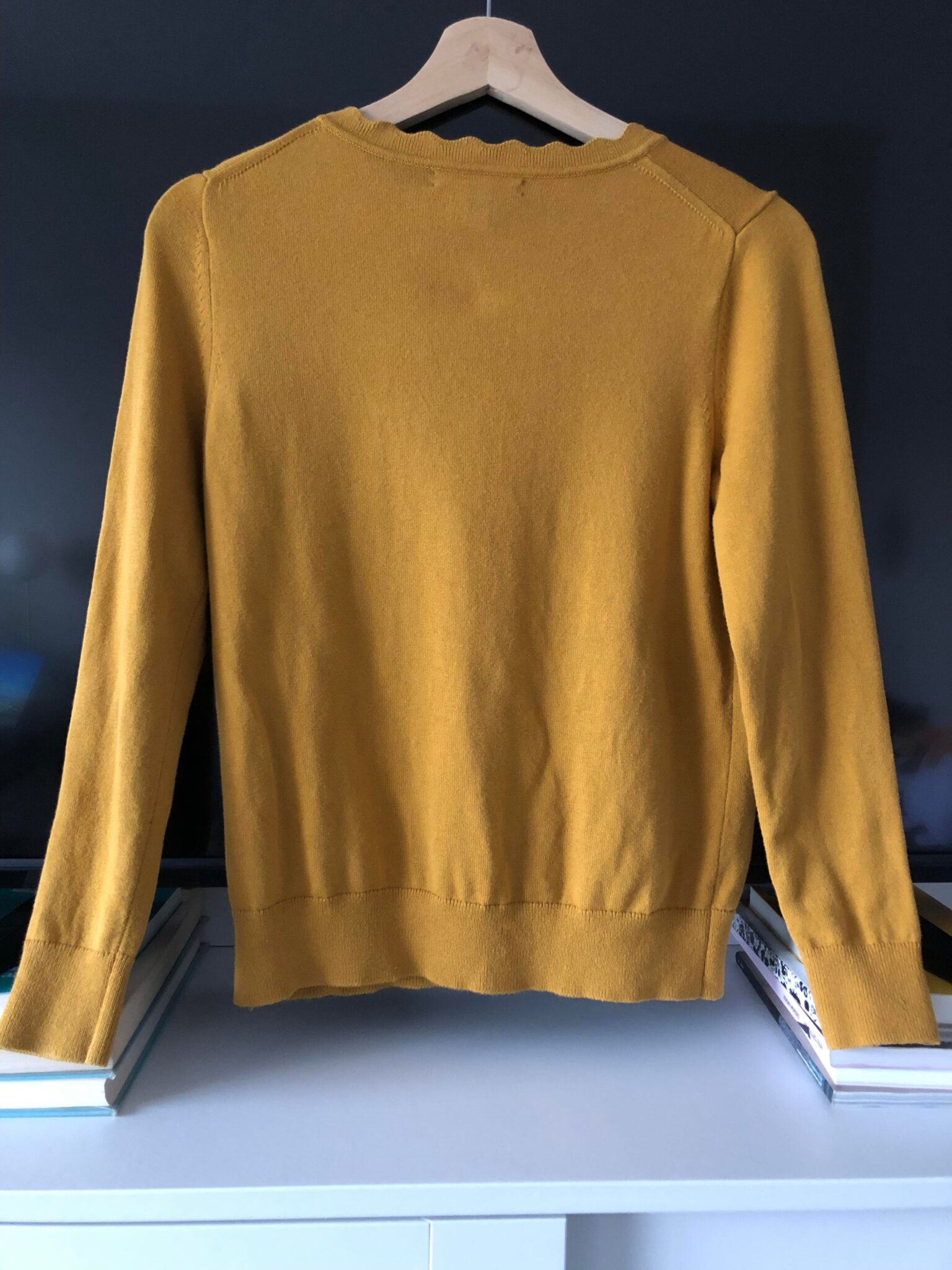 Image for pull Banana republic