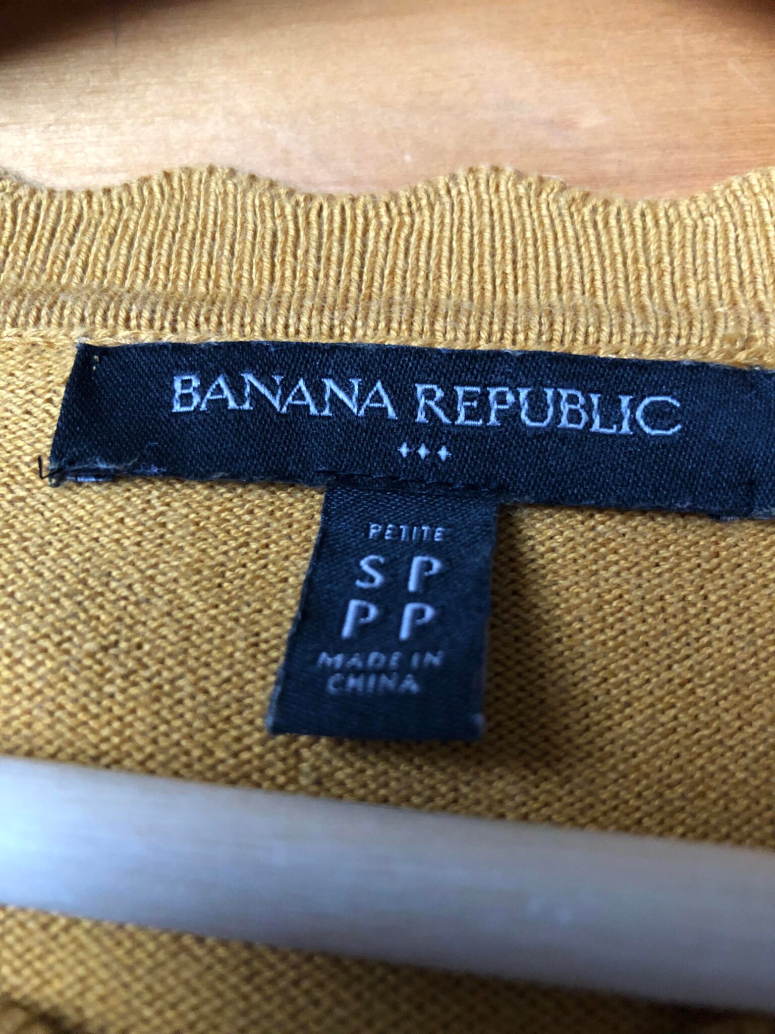 Image for pull Banana republic