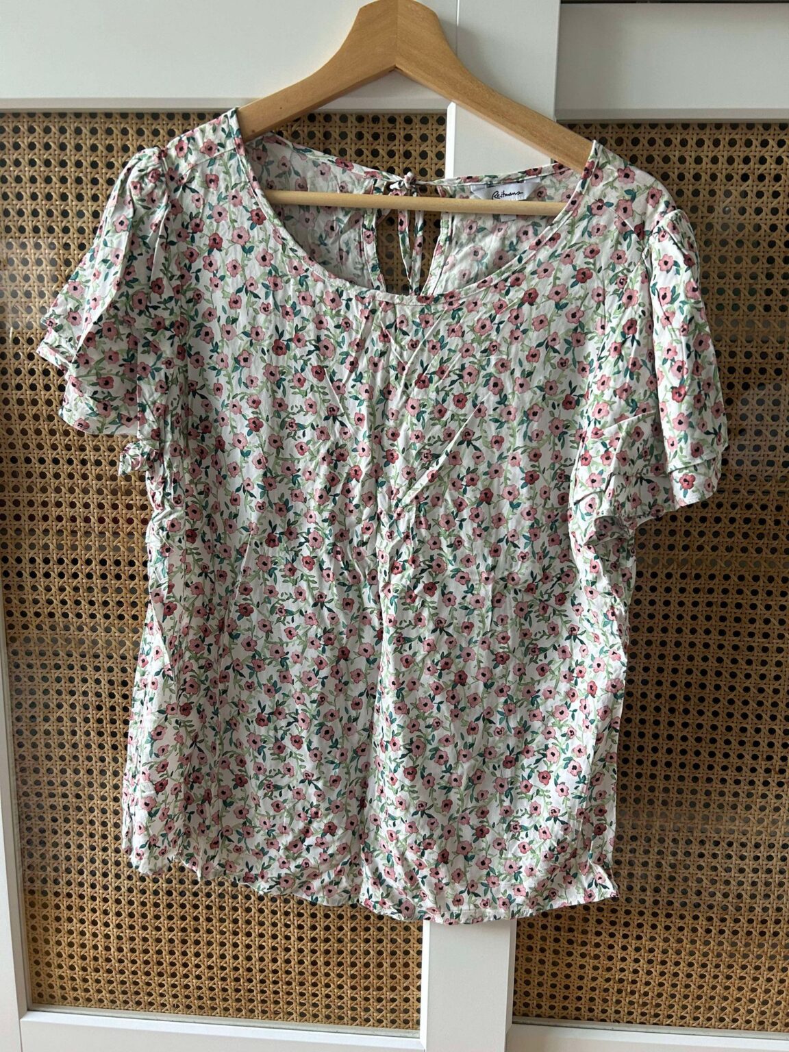 Featured image for REITMANS blouse