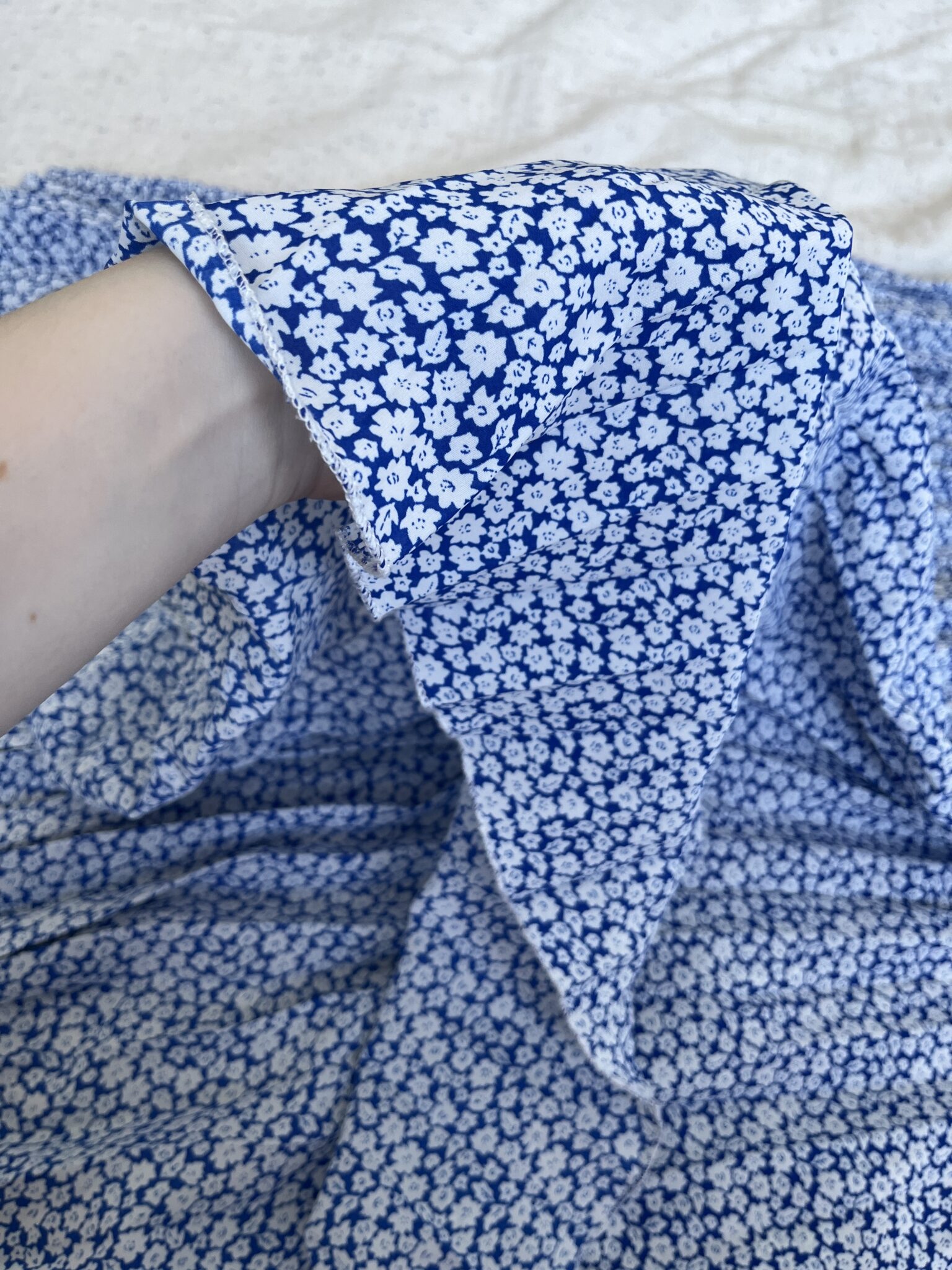 Image for Jupe fleurie bleu et blanche