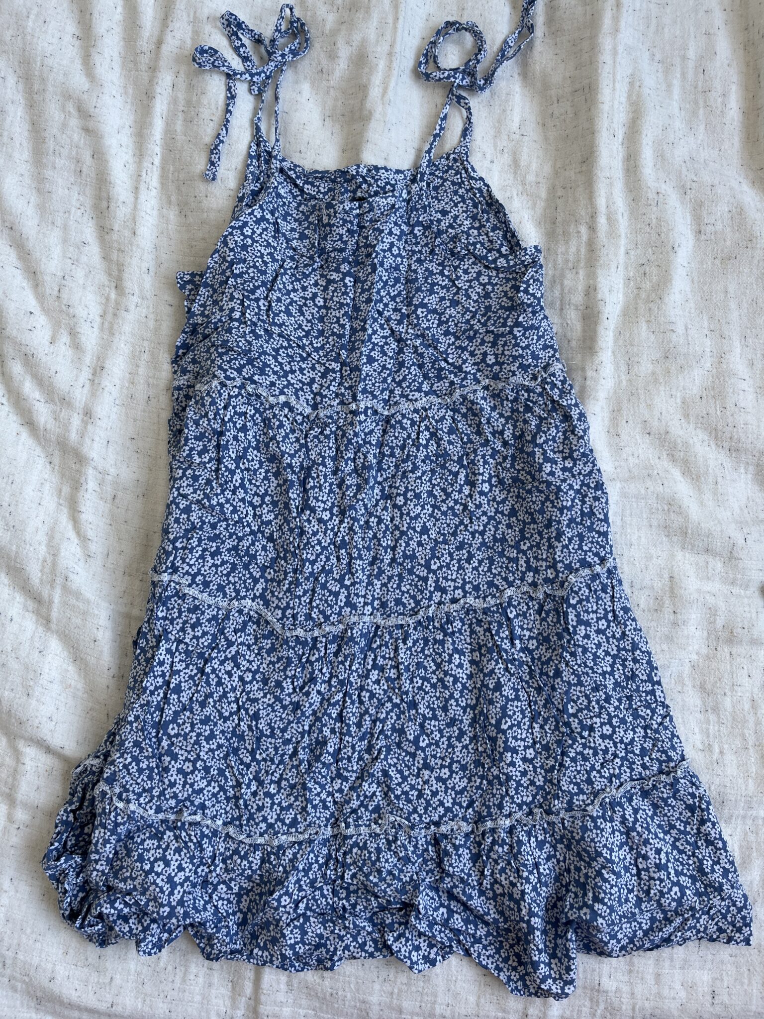 Image for Robe fleurie bleu et blanche