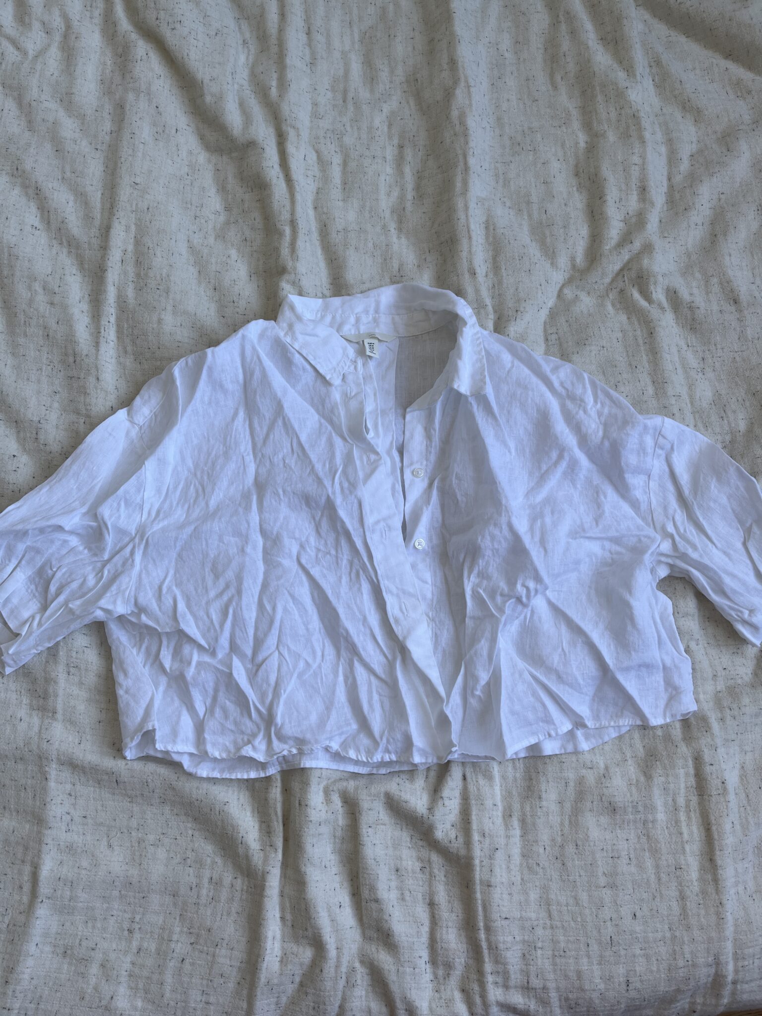Featured image for Chemise blanche en lin