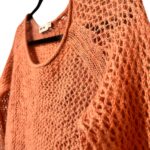 Thumbnail for Pull rose vintage maille large coupe crop top