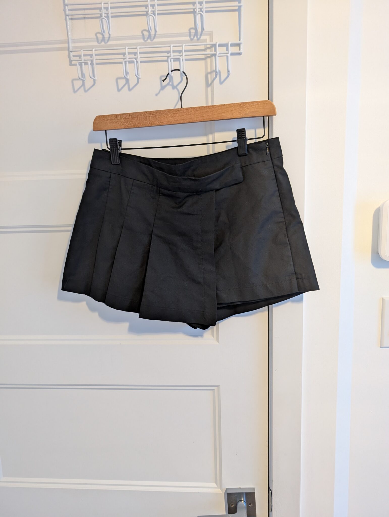 Featured image for Simons/Jupe Short Sz S