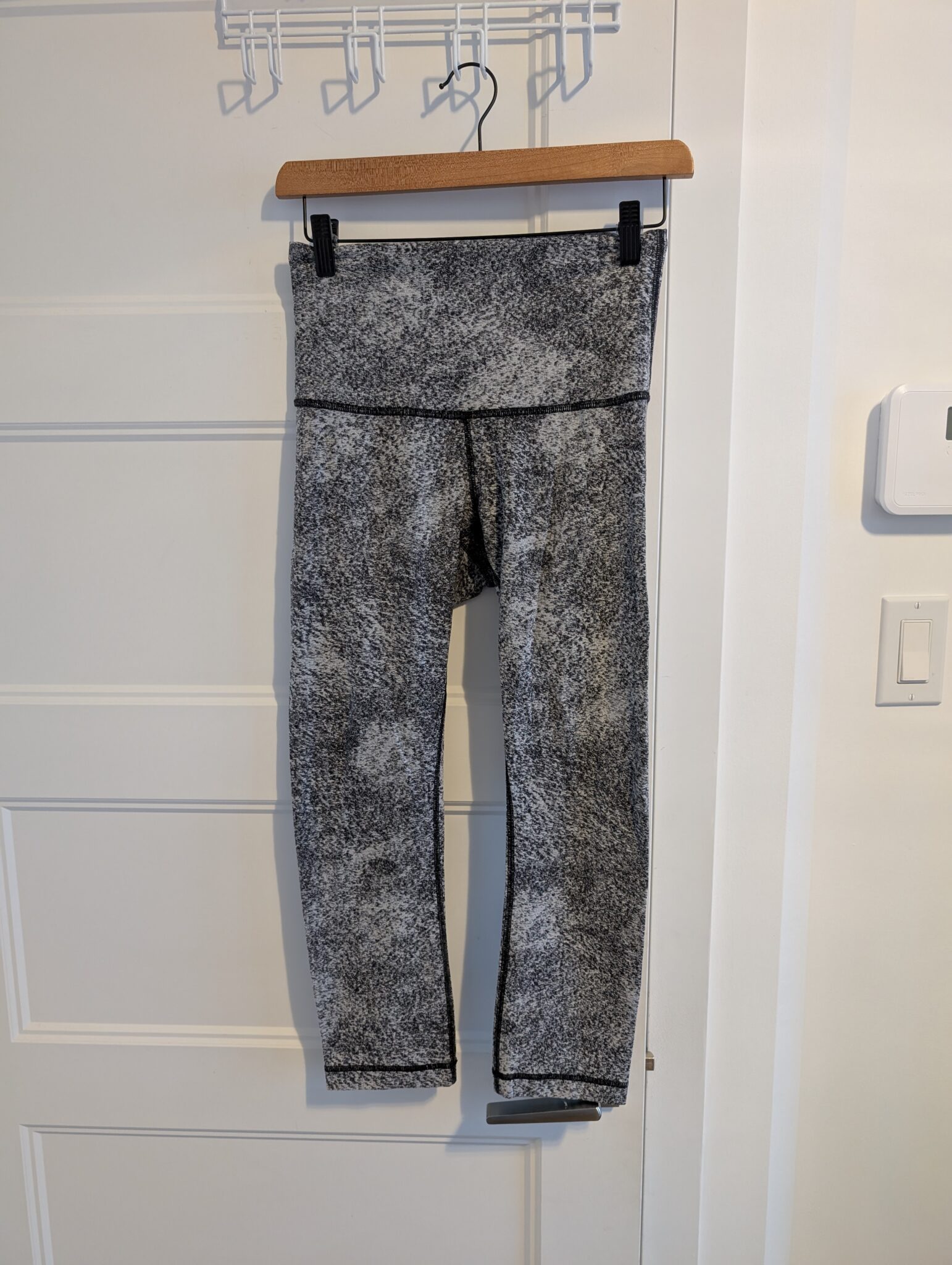 Image for Lululemon/Wunder Under Legging Sz 6