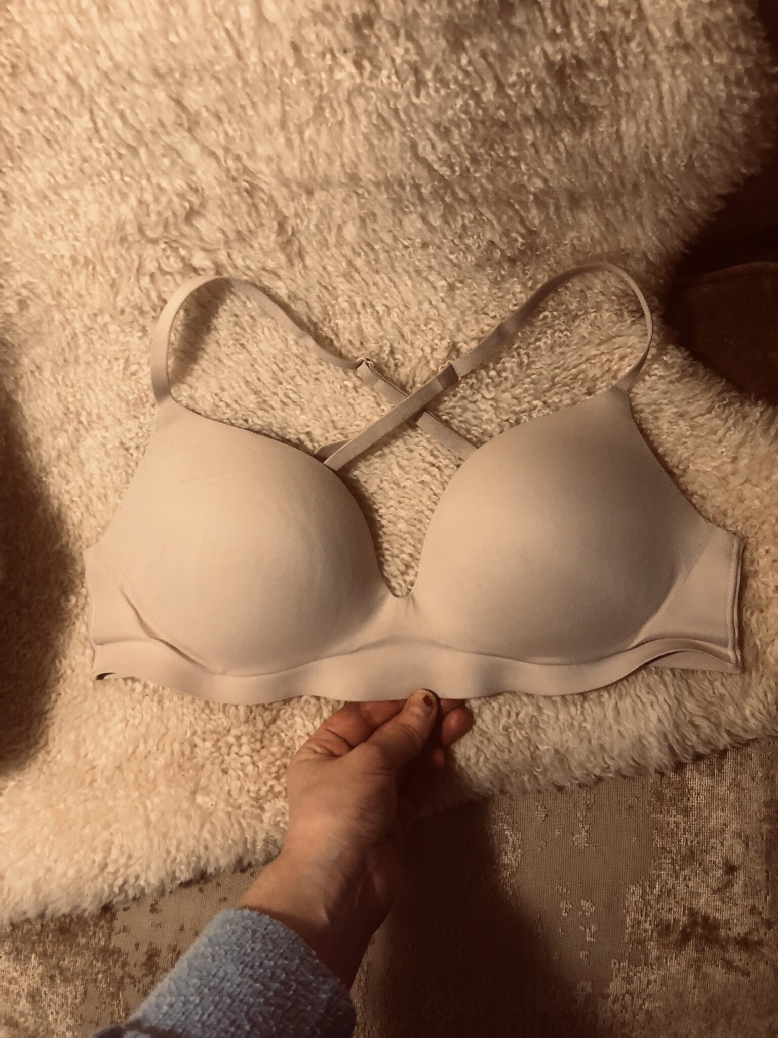 Image for Soutien-gorge coupé au laser (invisible) légèrement paddé et effet légèrement push up. 34c (médium-large)
