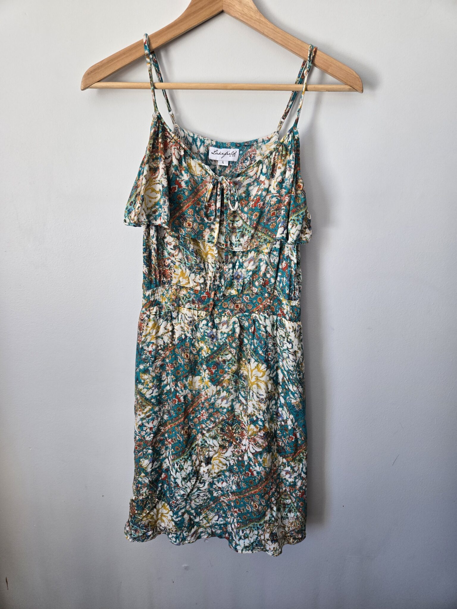 Featured image for LAKEFIELD and CO. Summer dress with spaghetti straps