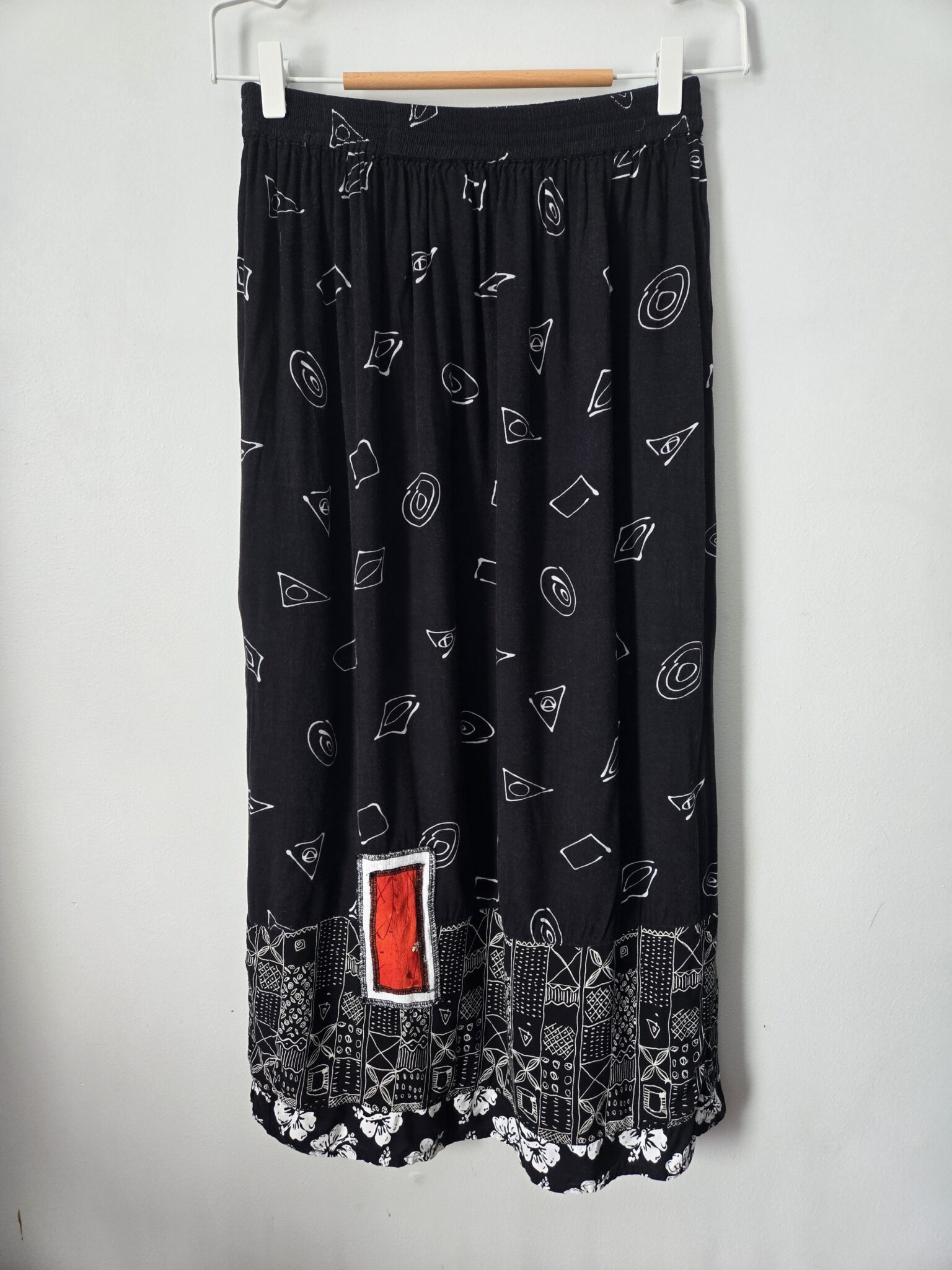 Featured image for GLOBE TROTTER long skirt in rayon