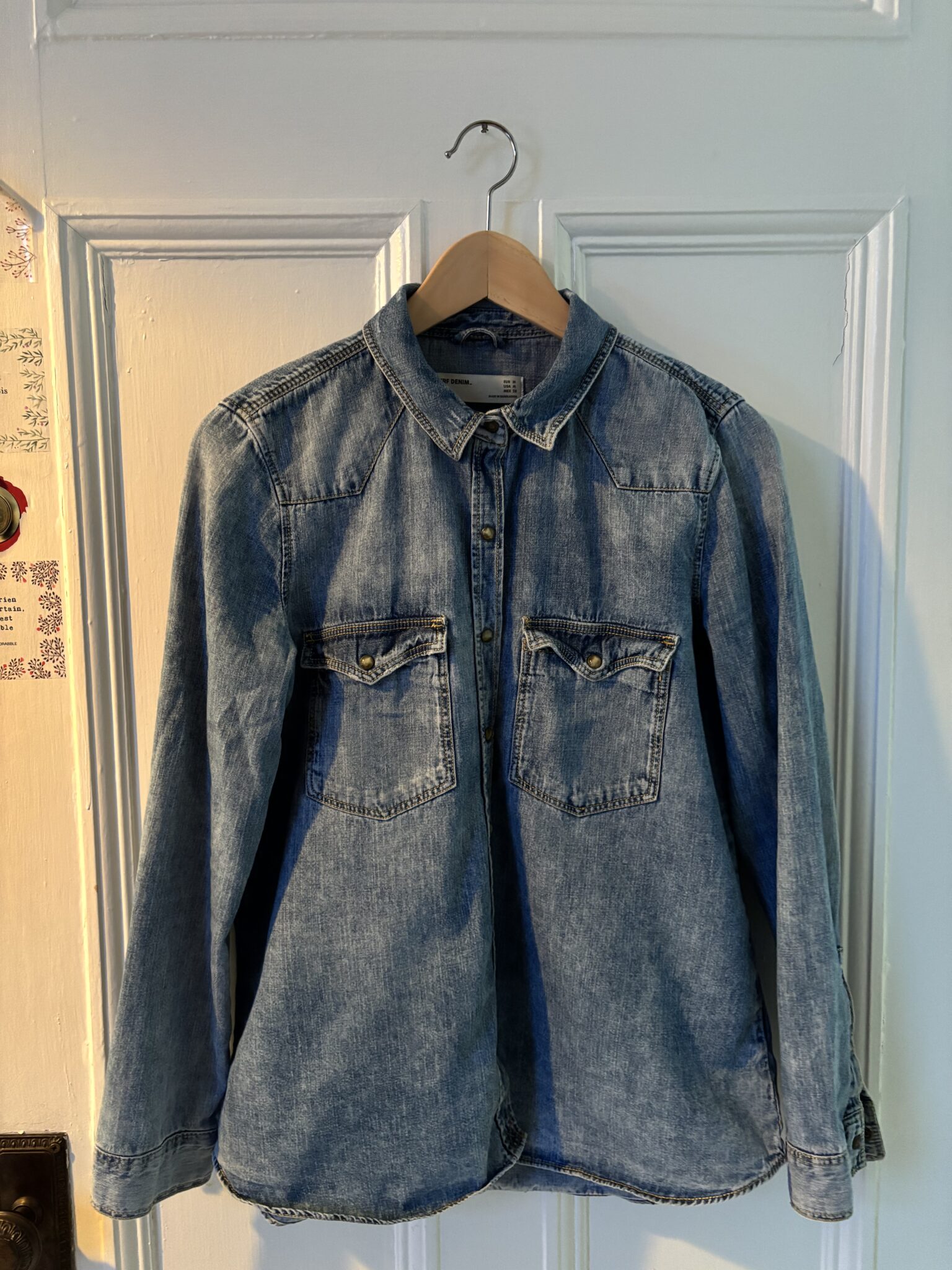 Featured image for Chemise en jean ZARA