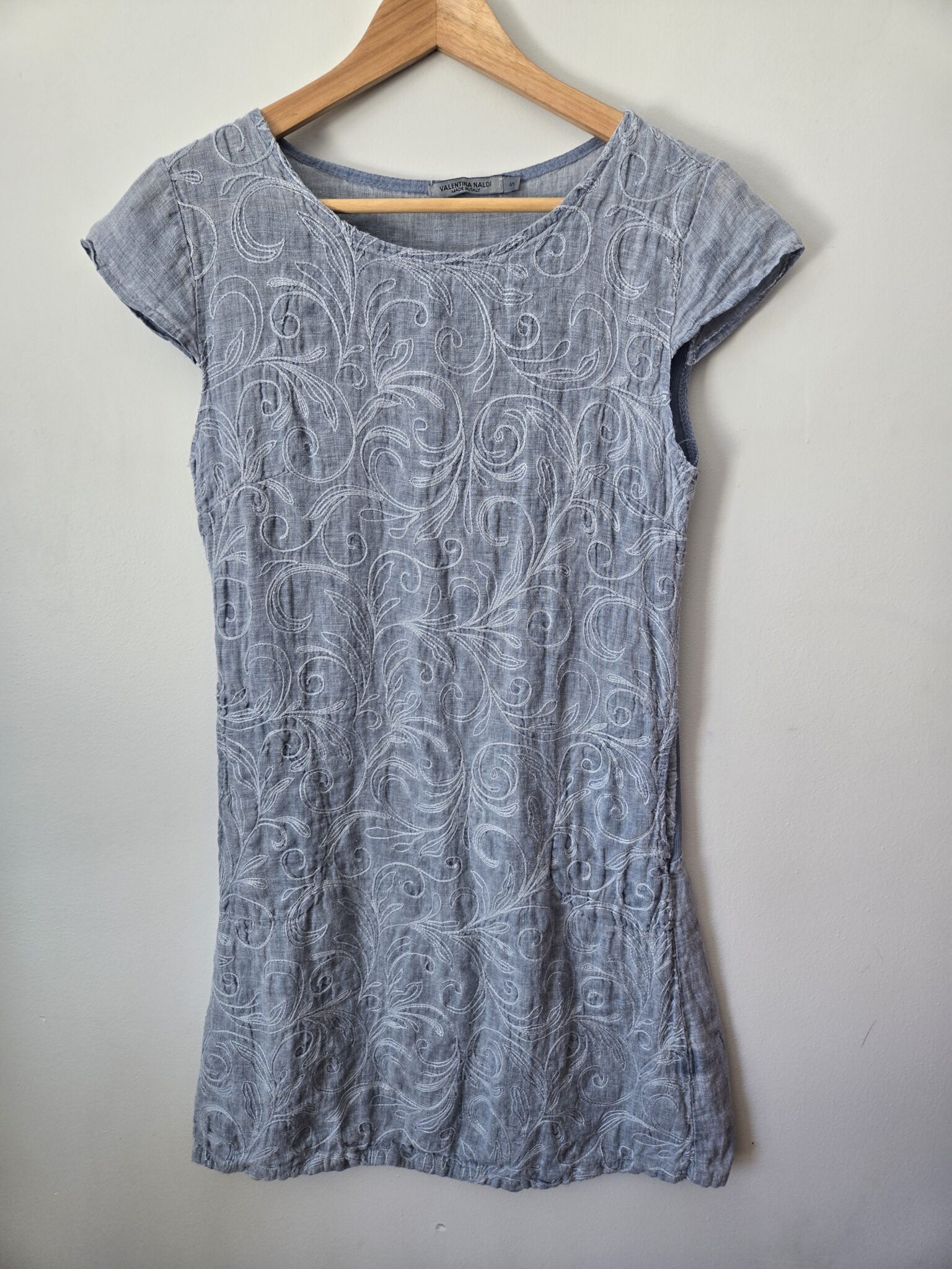 Featured image for VALENTINA NALDI dress with embroidery
