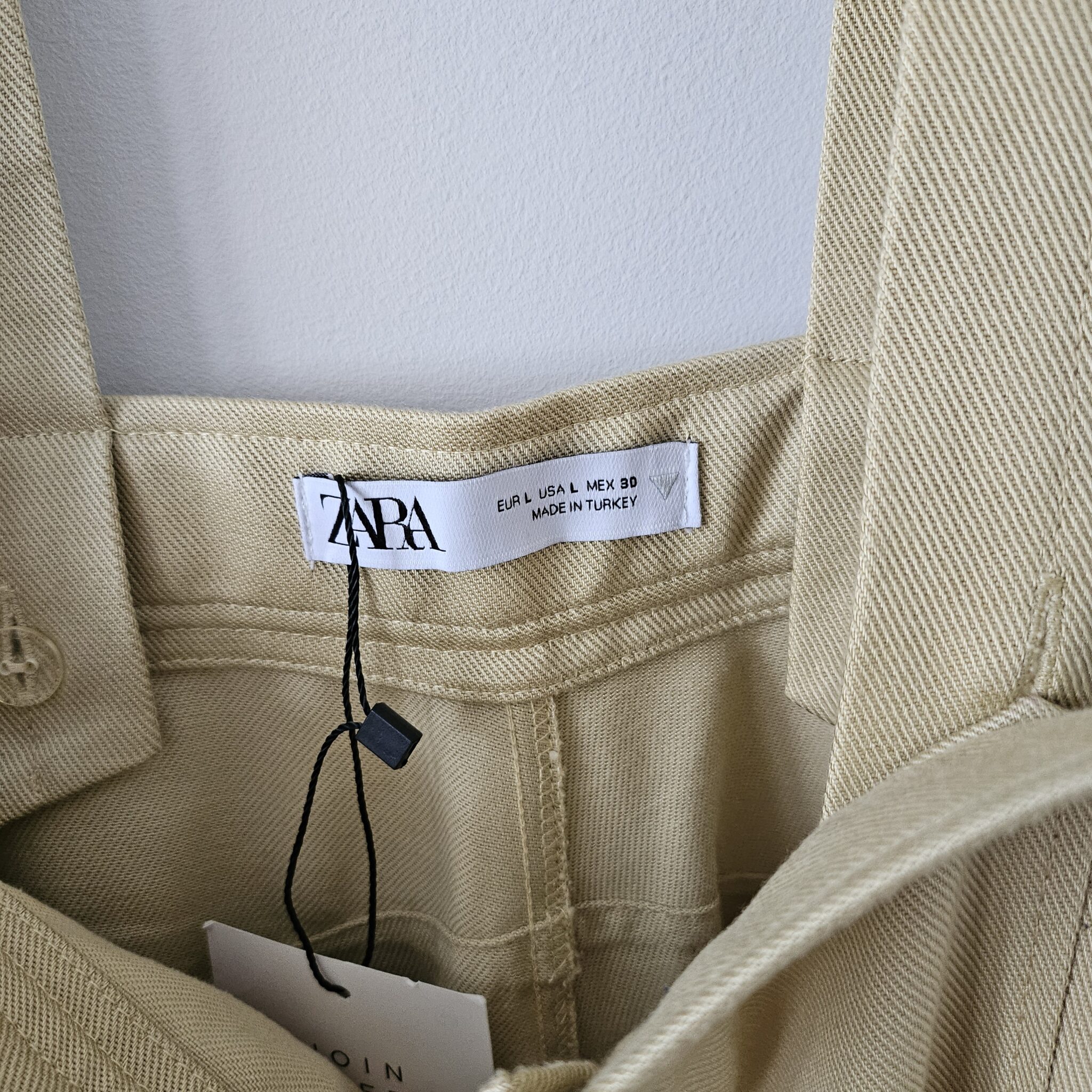 Image for Pantalon avec bretelles