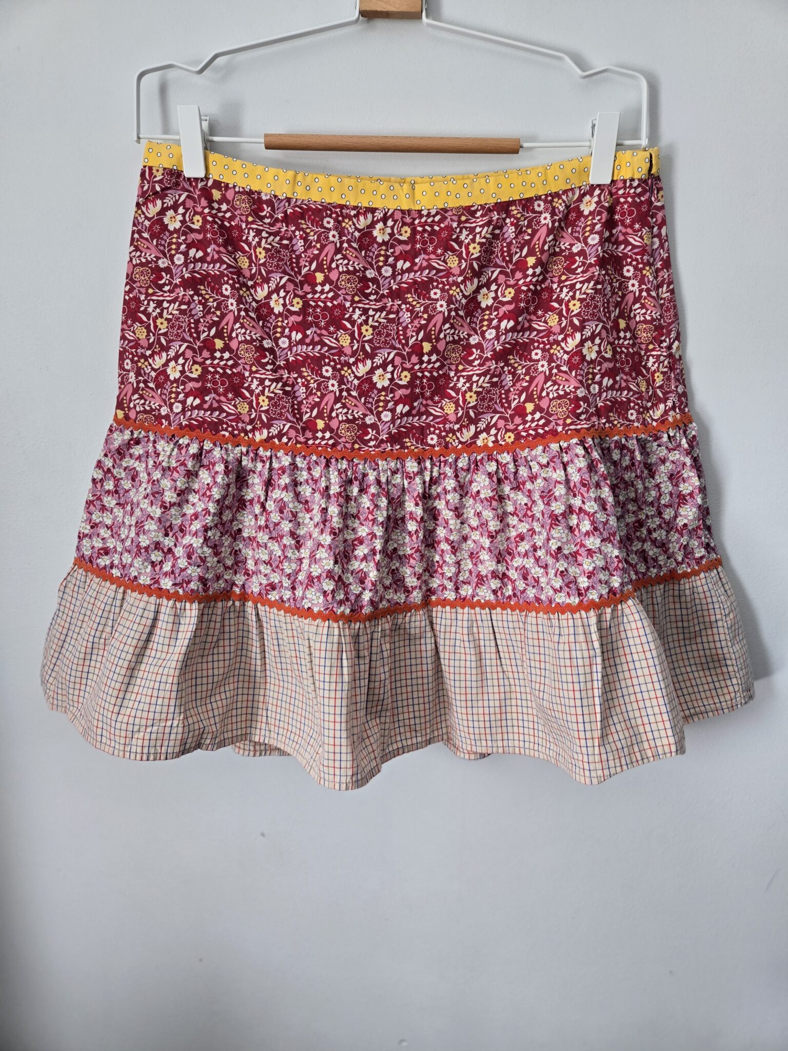 Featured image for AMERICAN EAGLE cotton skirt with various patterns