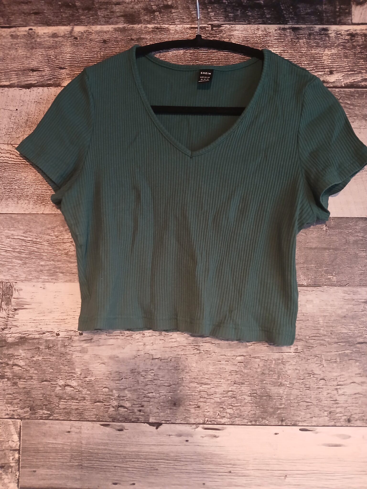 Featured image for Crop top