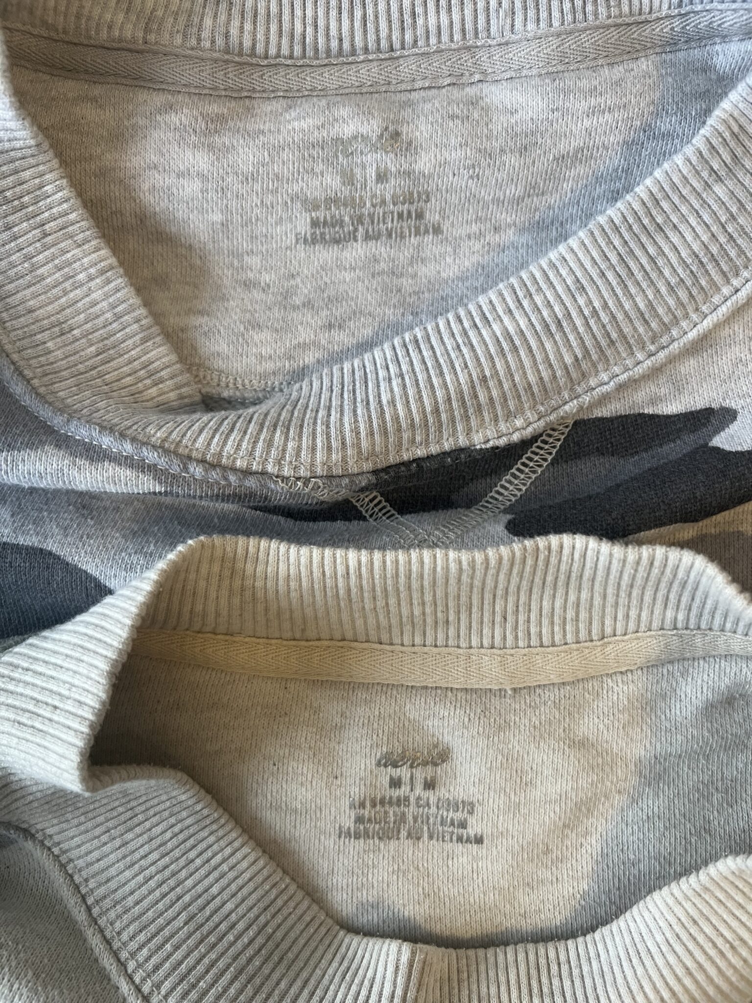 Image for Ensemble de deux crew necks amples