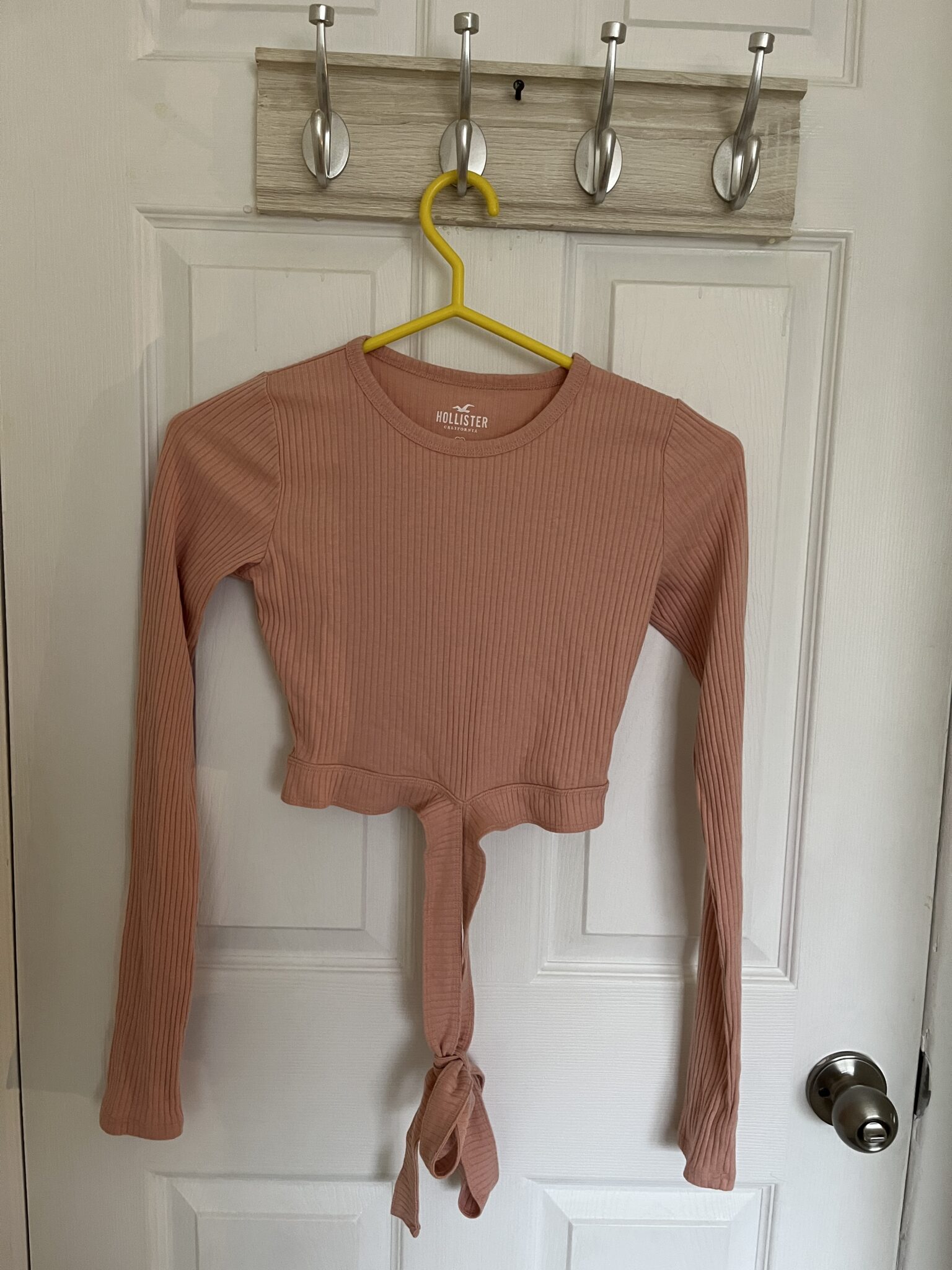 Featured image for Long sleeve crop top with waist loop