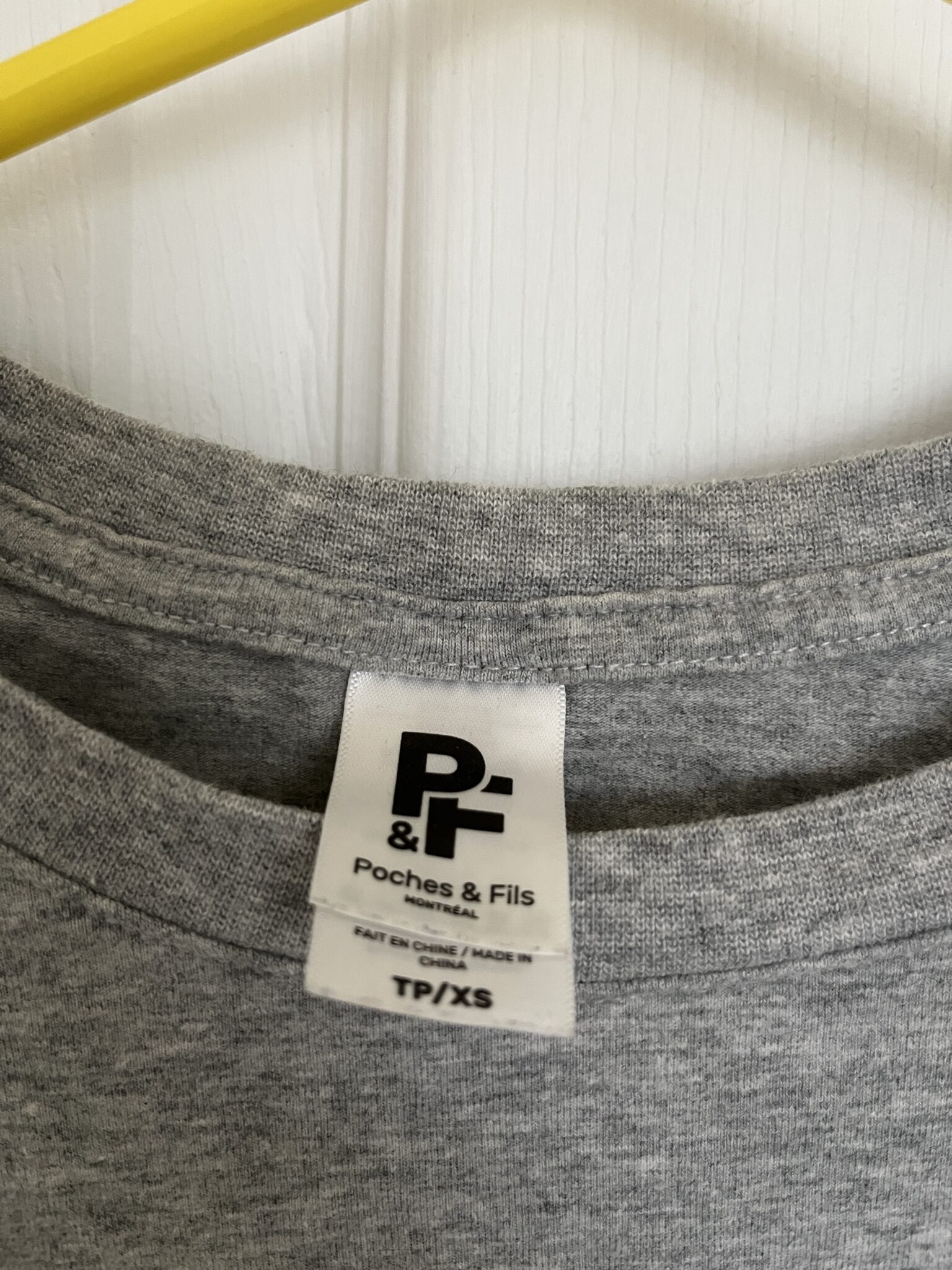 Image for Pockets and long-sleeved threads