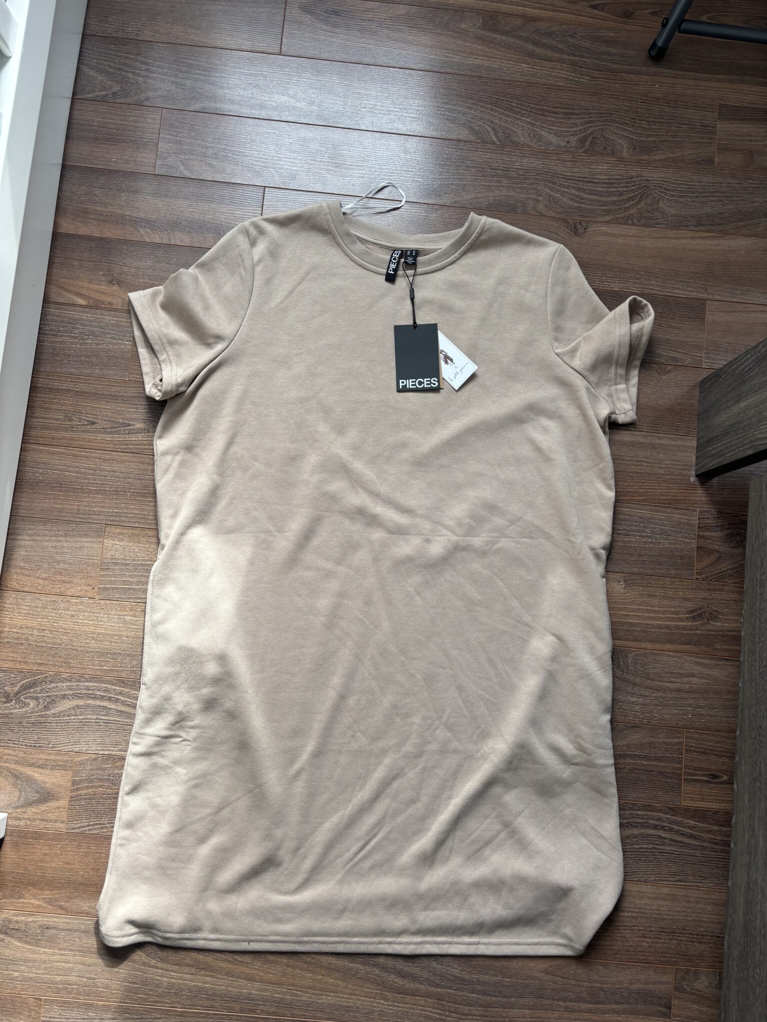 Featured image for Robe t-shirt à poche