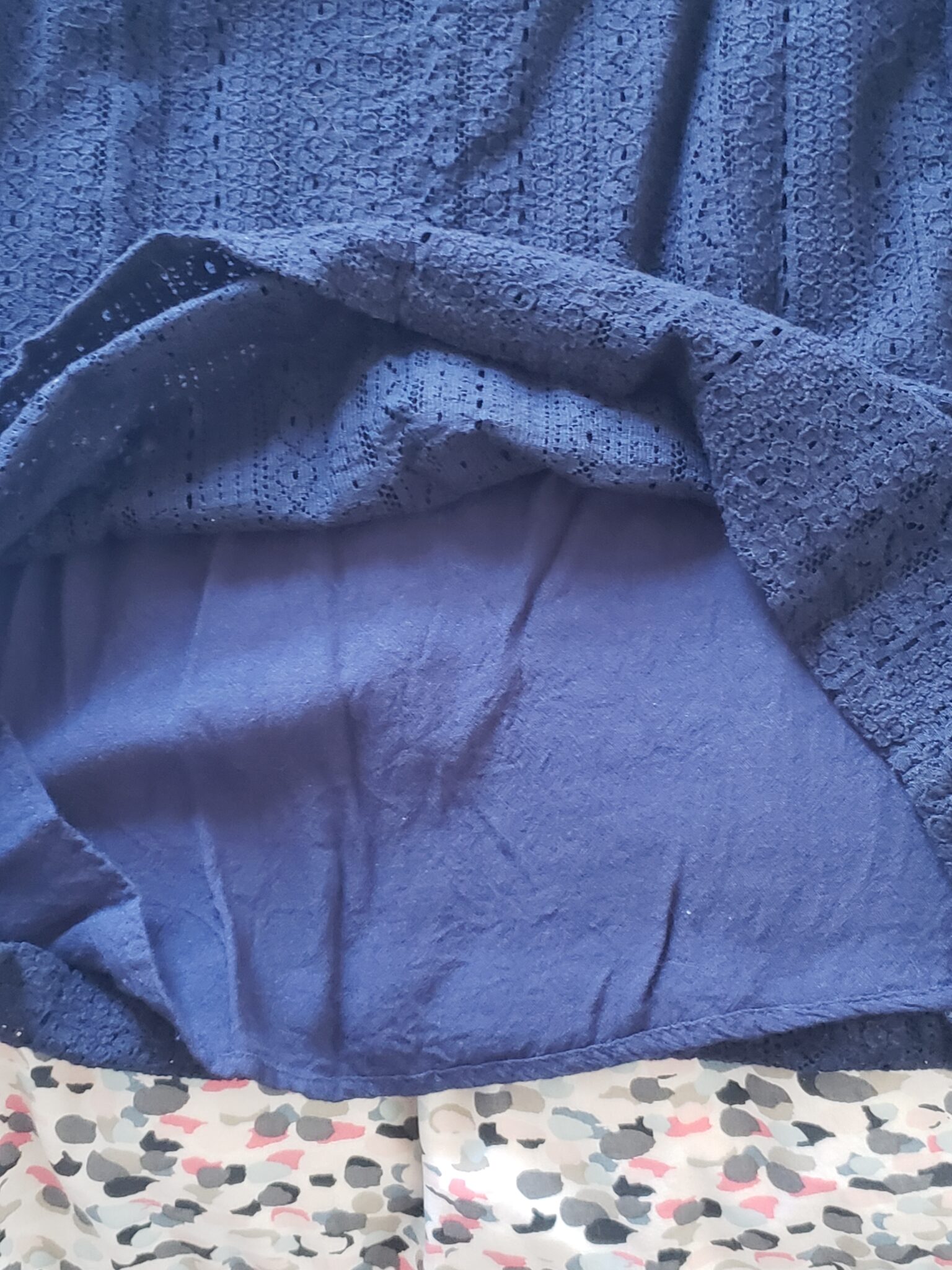Image for blouse en dentelles bleu marine. Manche 3/4