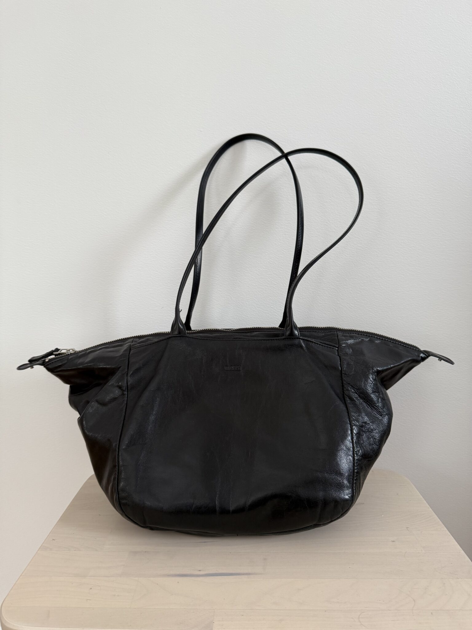 Featured image for Leather bag m0851