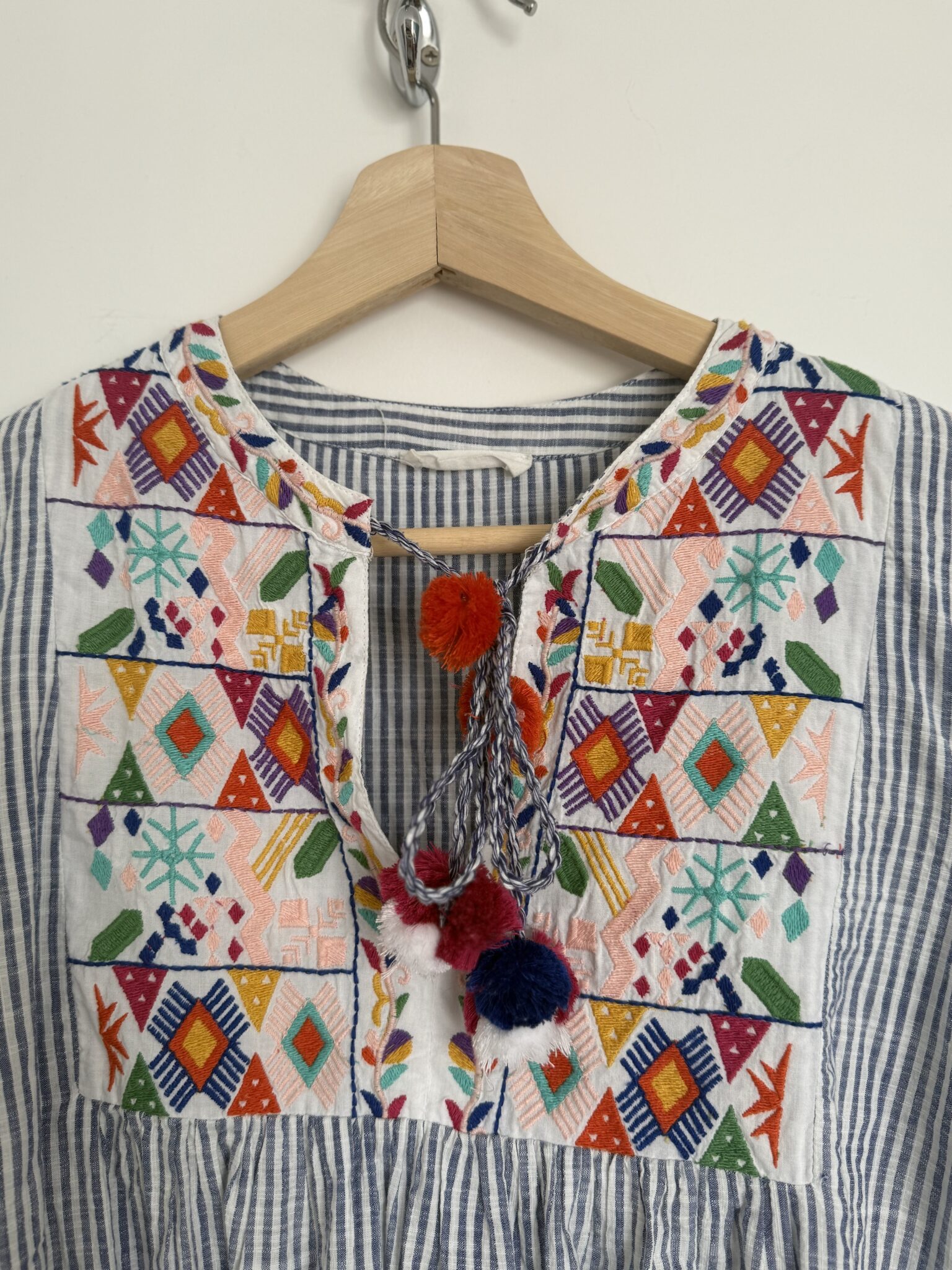 Image for Chemise Caché Cache rayée et symboles