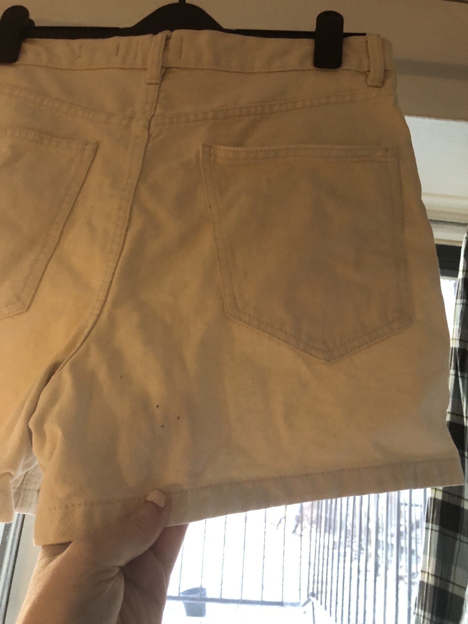 Image for Short jeans blanc ivoire grandeur 29 ample 💯 coton