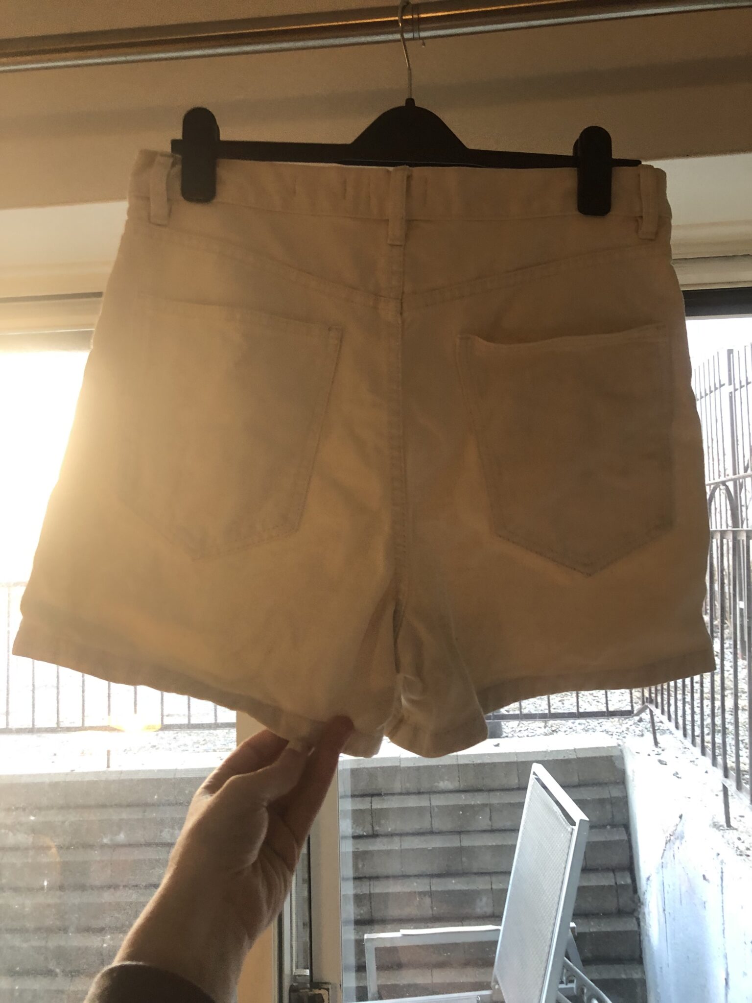 Image for Short jeans blanc ivoire grandeur 29 ample 💯 coton