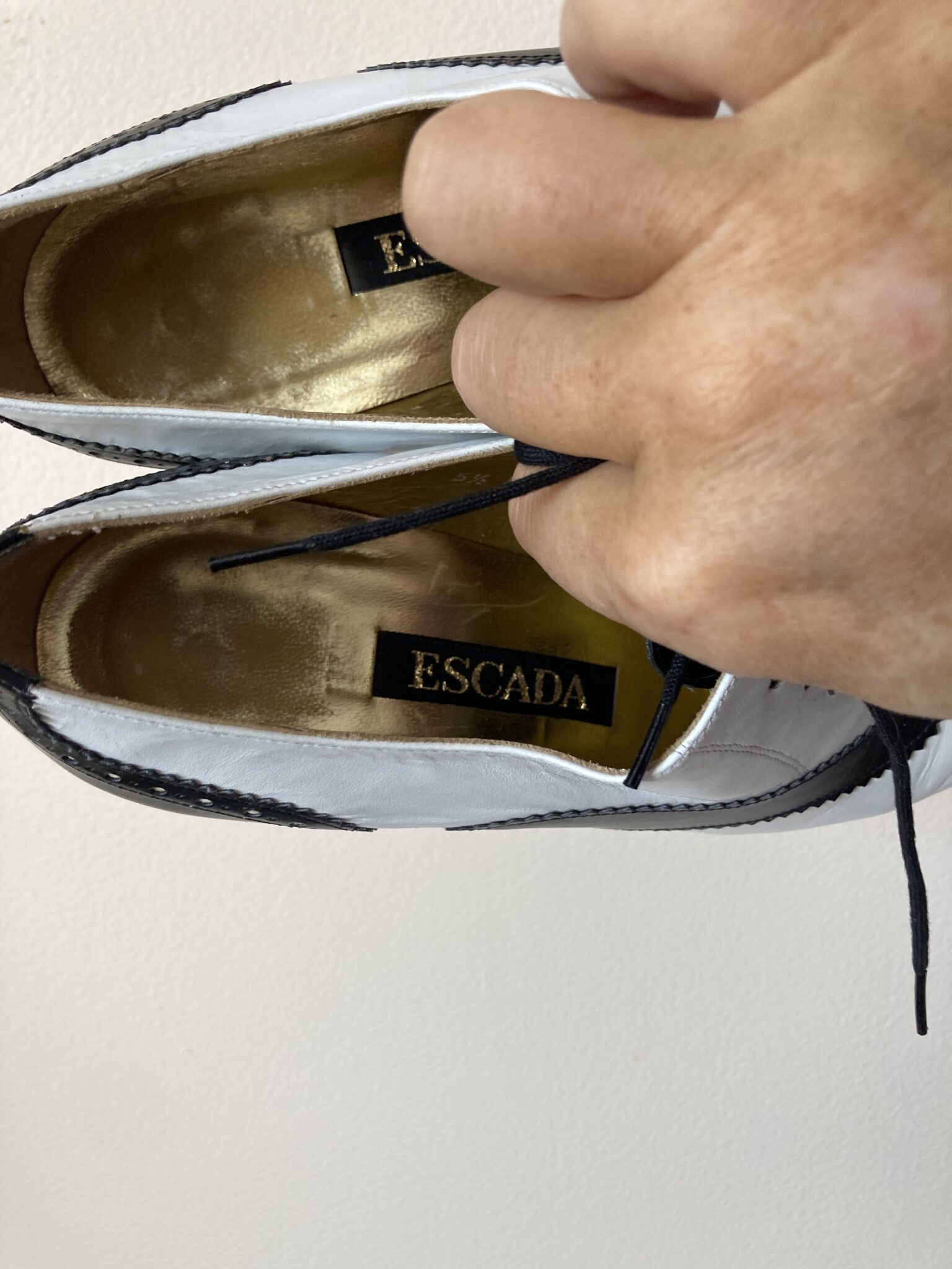 Image for Escarpin 51/2 Escada neuves