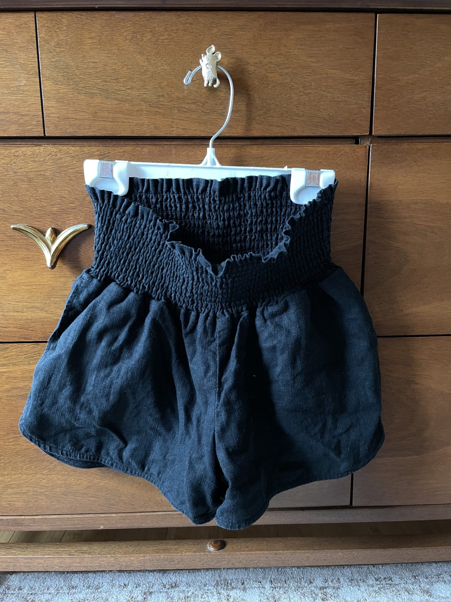 Featured image for Short maternité noire