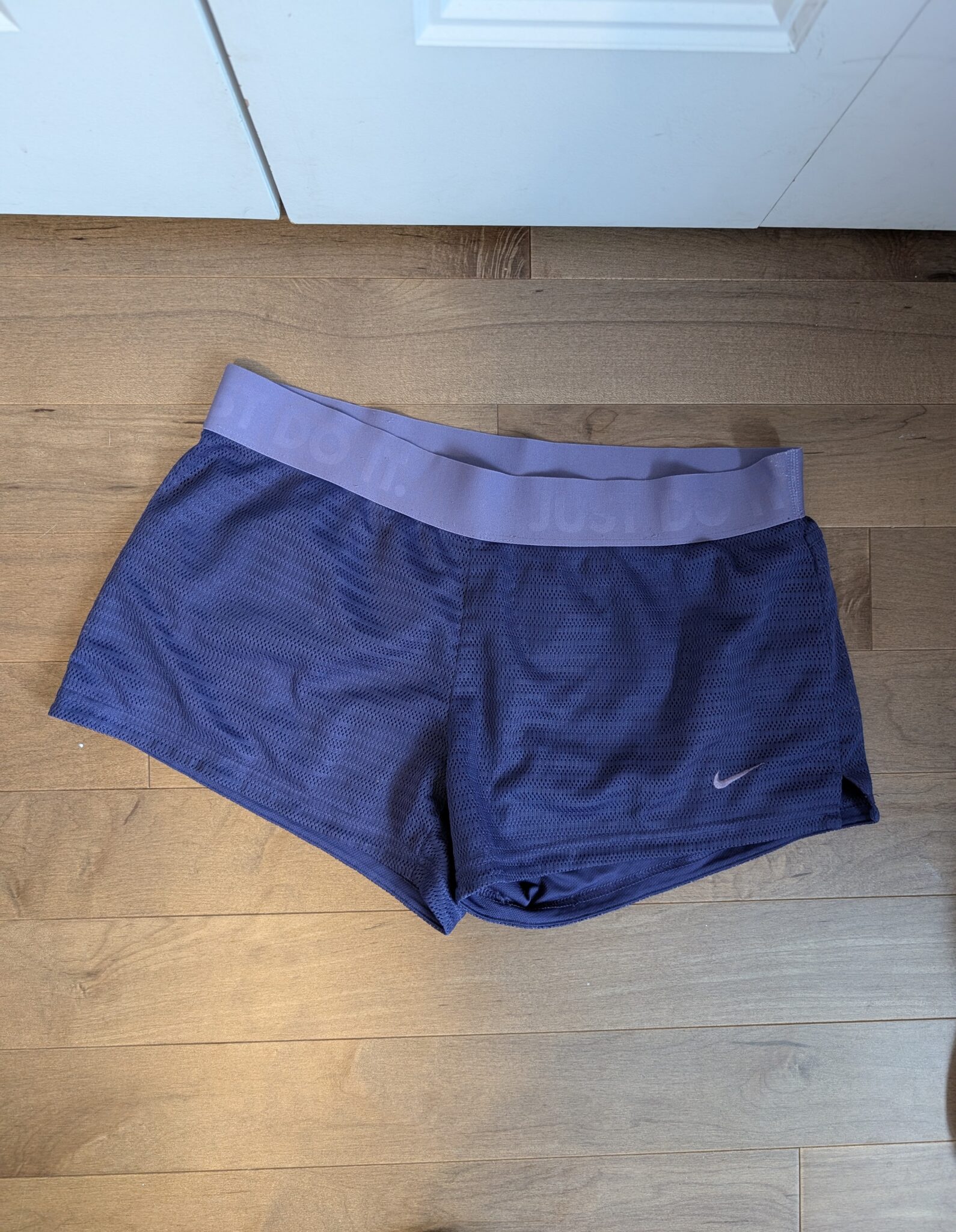 Featured image for Nike/Short mauve Sz M